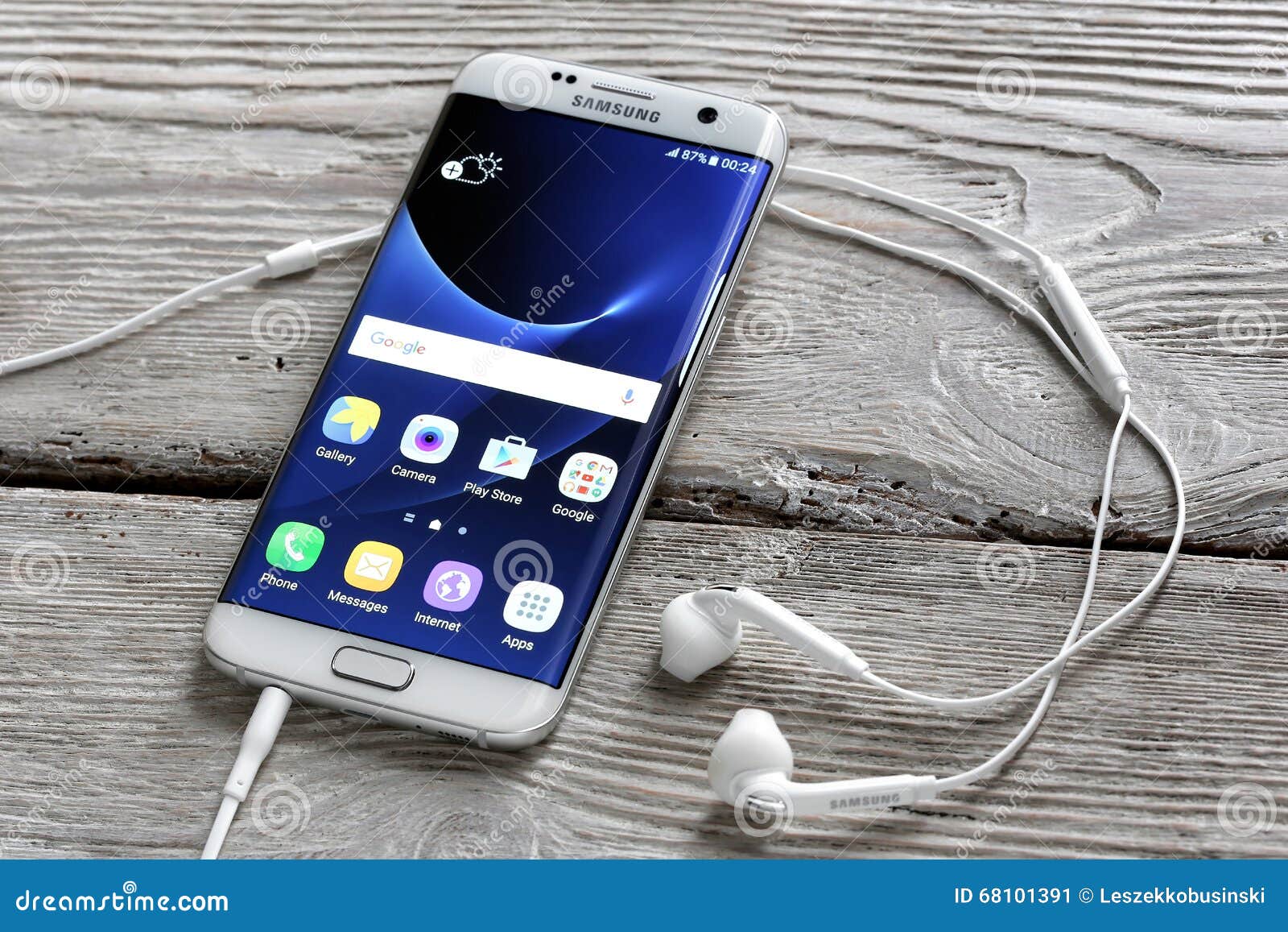 Край галактики S7 Samsung на таблице Редакционное Фото - изображение  насчитывающей элегантность, фото: 68101391