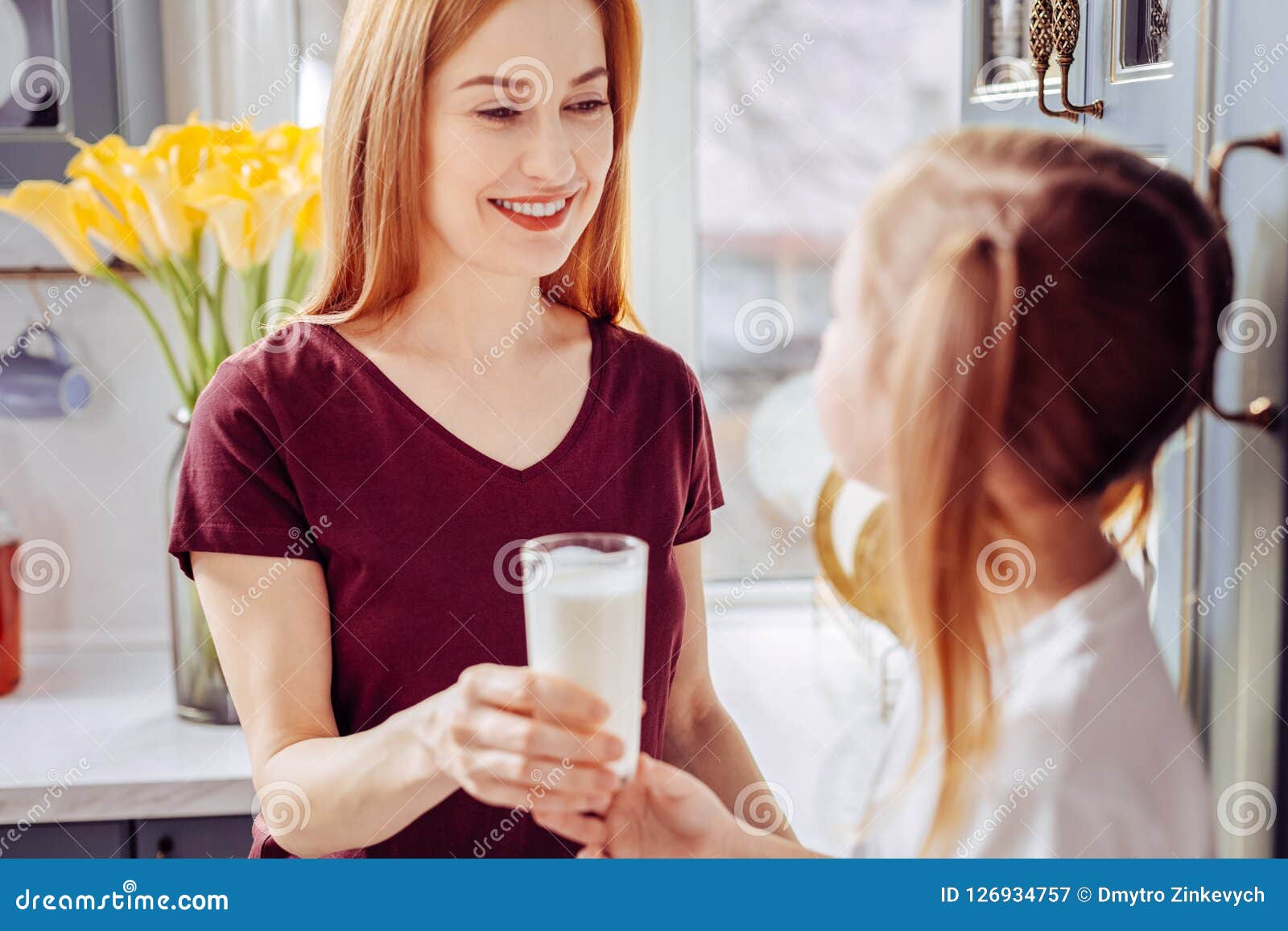 Daughters milk. Дочь Милк фото. Mom Milk taste. Milk to friends. What is Called girls giving Milk System.
