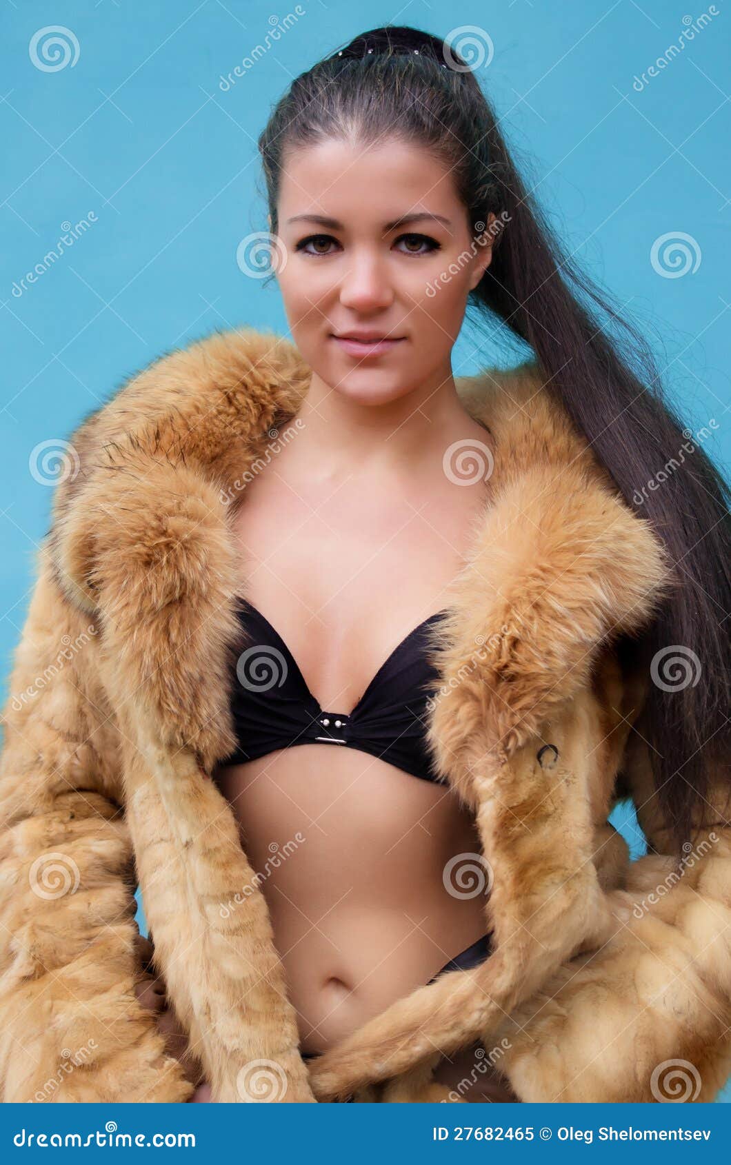 Шуба на голое тело