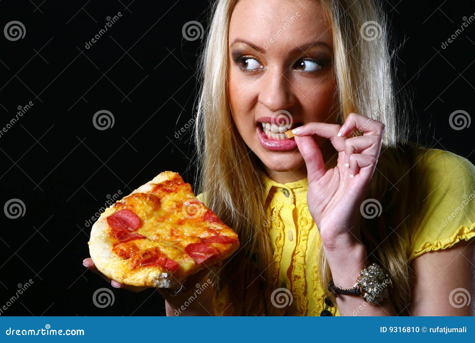 фотошоп из девушки пицца фото 7