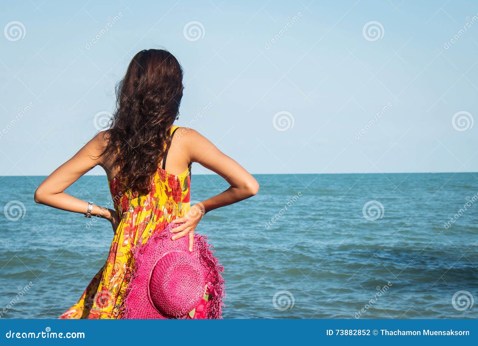 Женщины В Годах На Пляже Фото