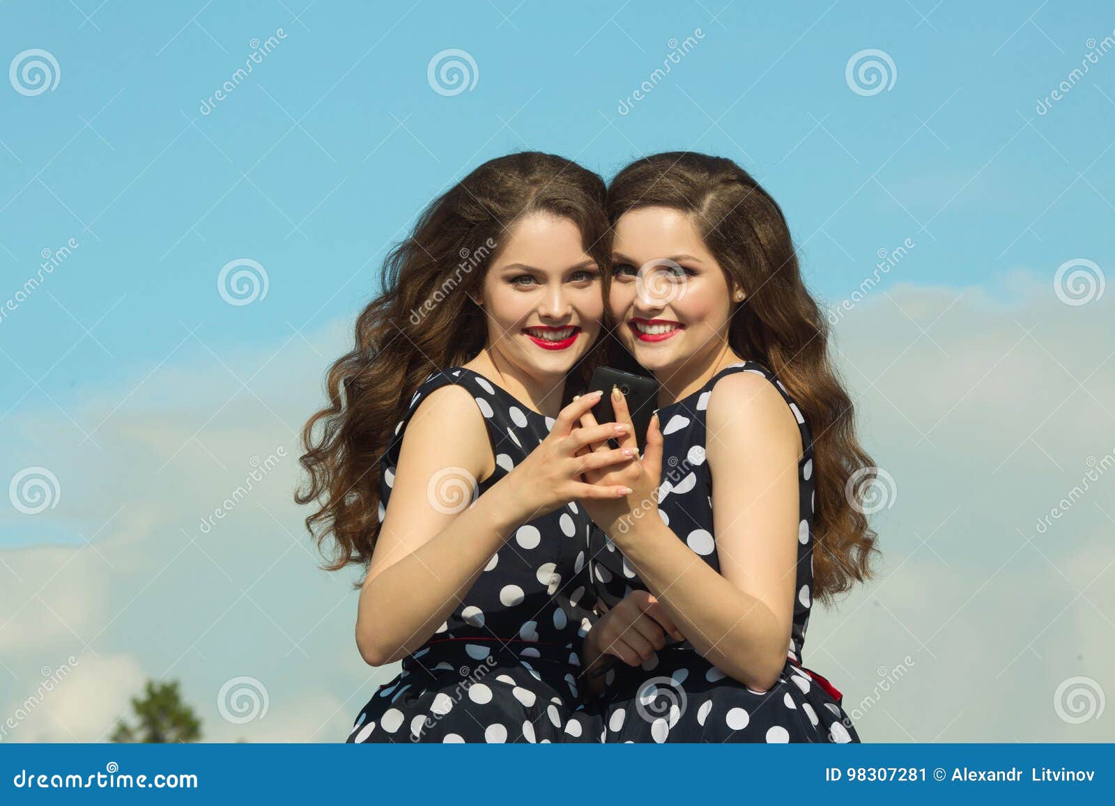 Beautiful sisters 2