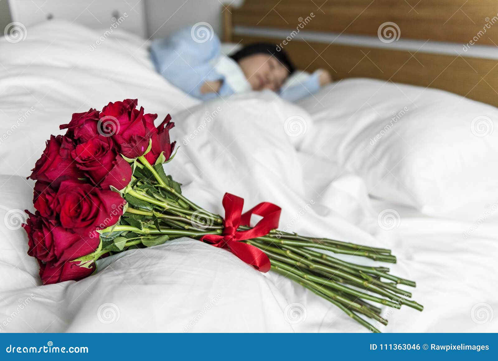 Розы в постели