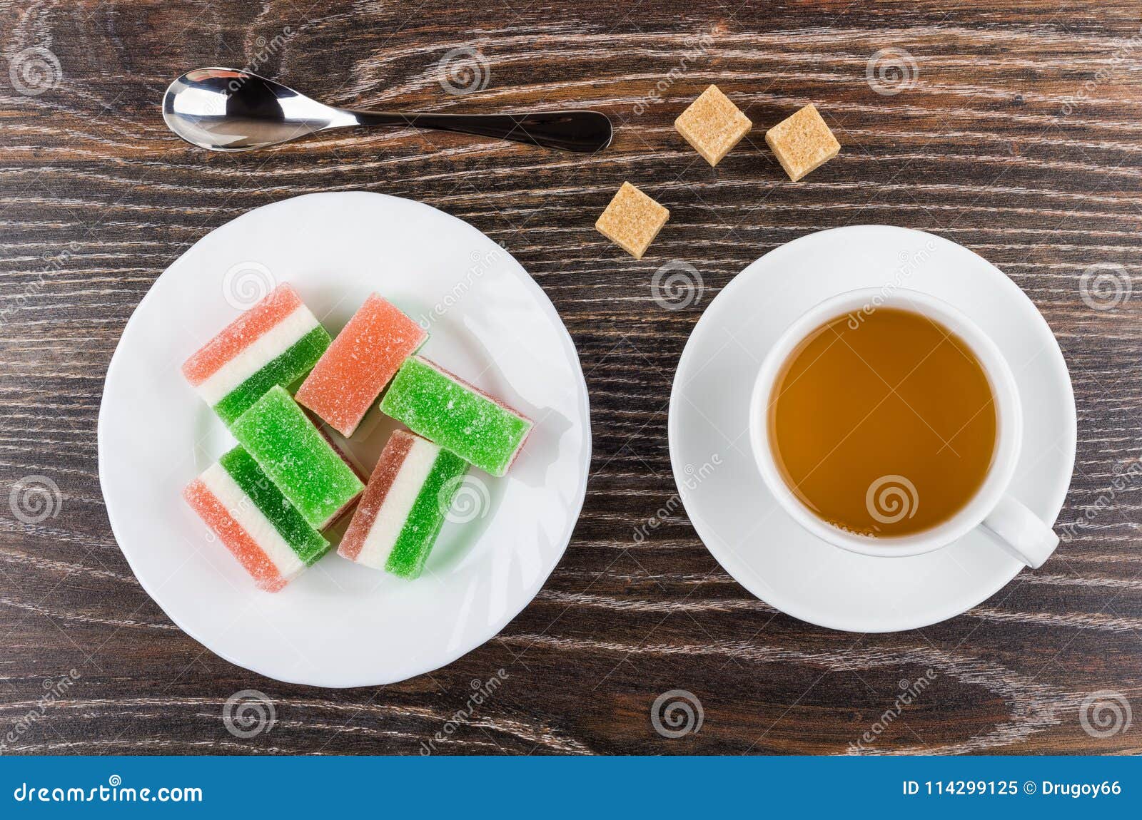 Чай сахар в норме. Чай с кубиками сахара. Чашка из сахара. Китайский чай с мармеладом. Мармелад с чаем.