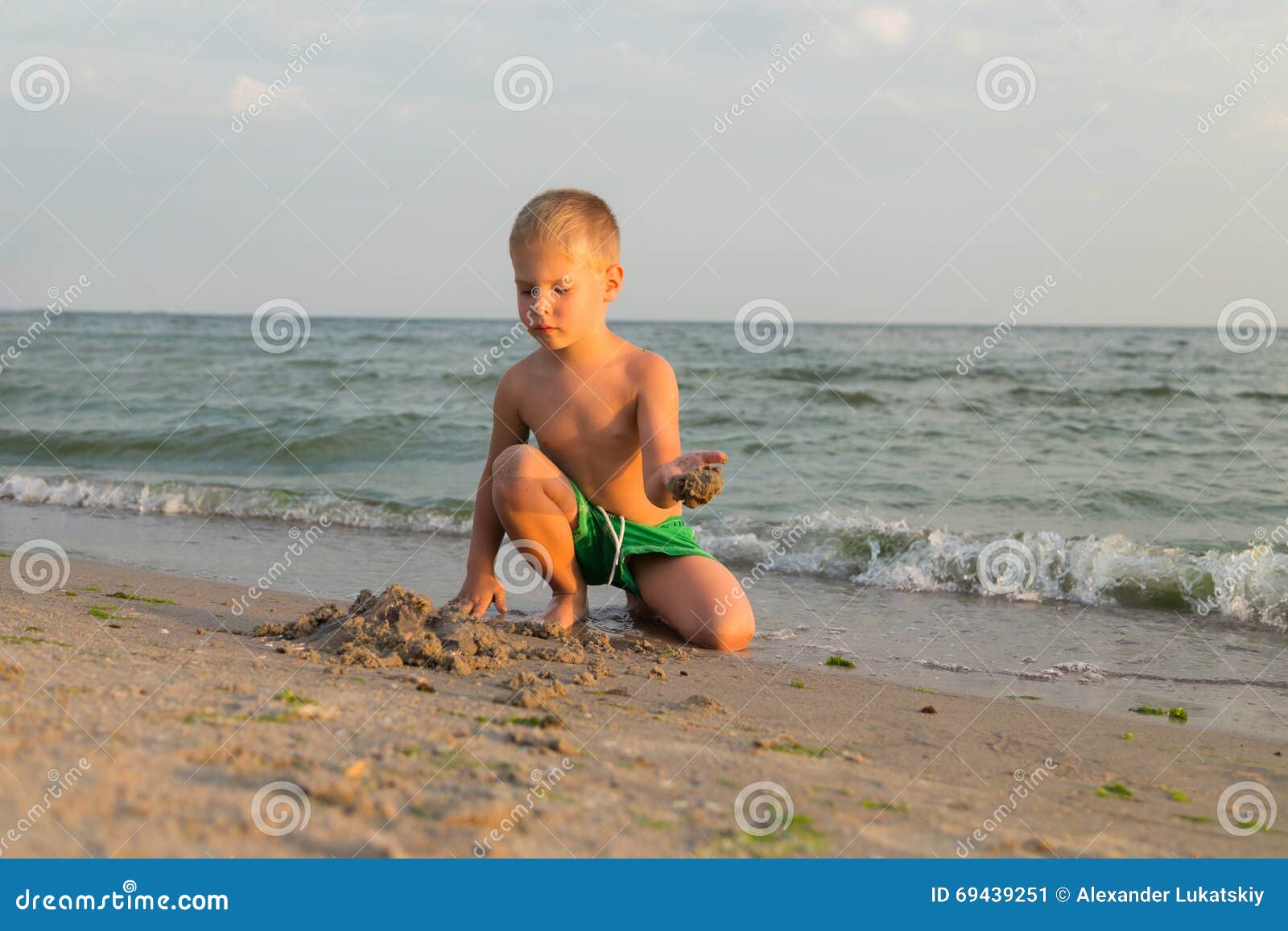 порно маленькие мальчики пляж фото 25