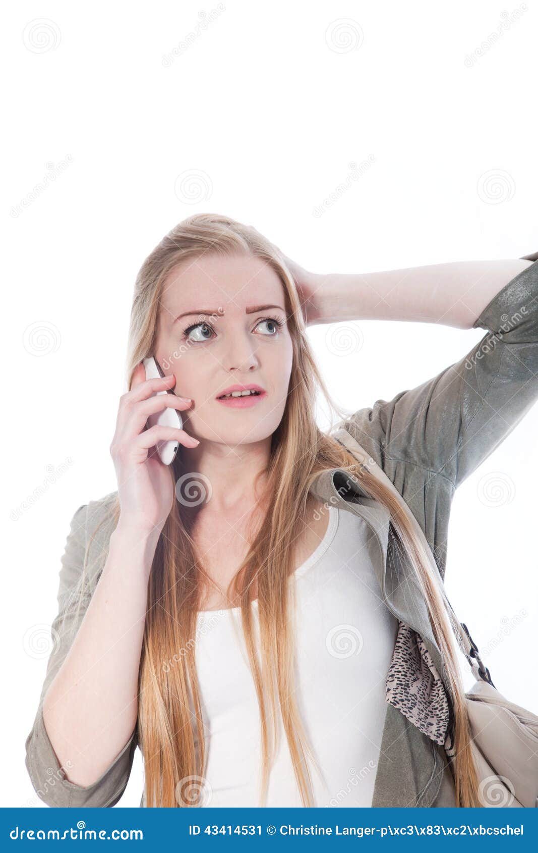 картинка виноватого ребенка черно-белое. сказал белый девочка. дизартрия у детей что это. черно белая фотография маленькой девочки. девочка маленькая черненькая.