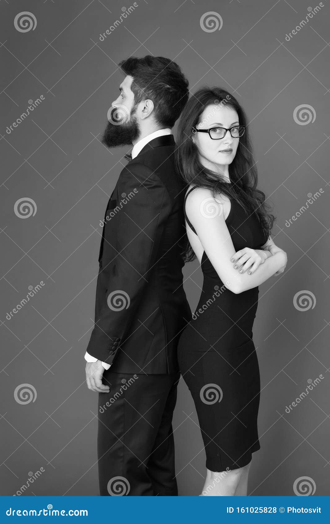 Черно Белое Фото Мужчины И Девушки Роскошные