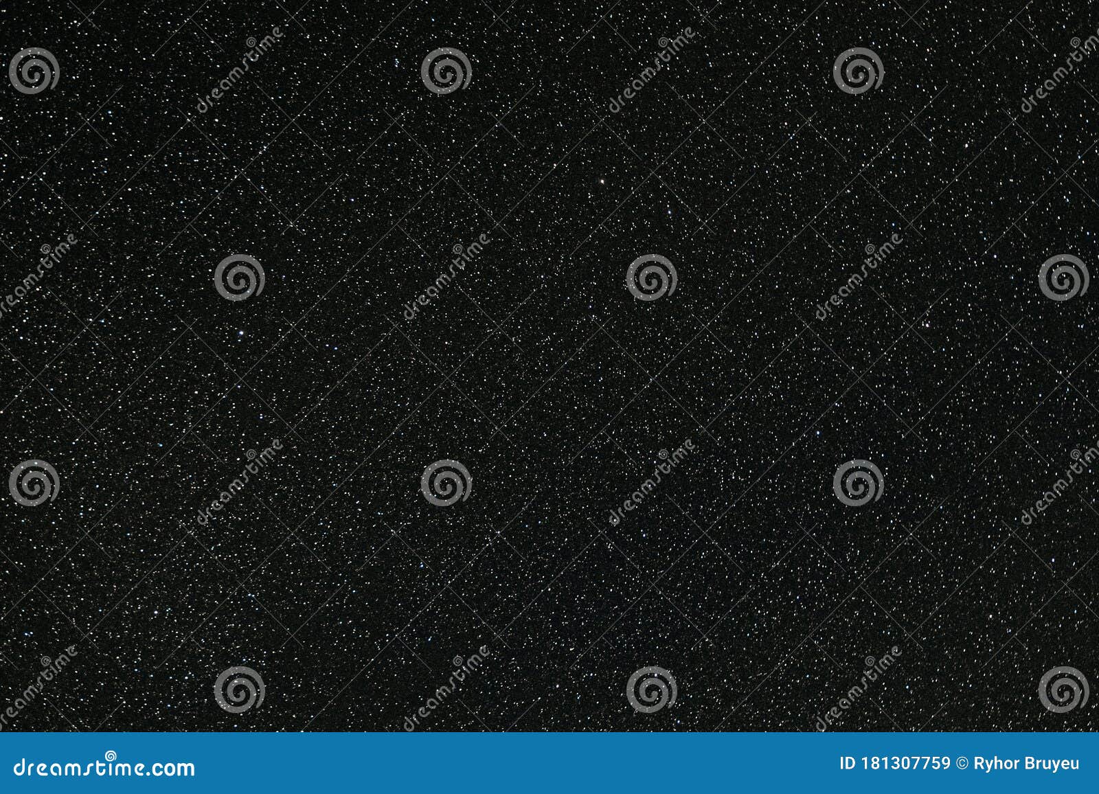 Настоящие звезды ночного неба. Задний фон естественного звездного неба темный черный Стоковое Изображение - изображение насчитывающей чистка, вселенный: 181307759