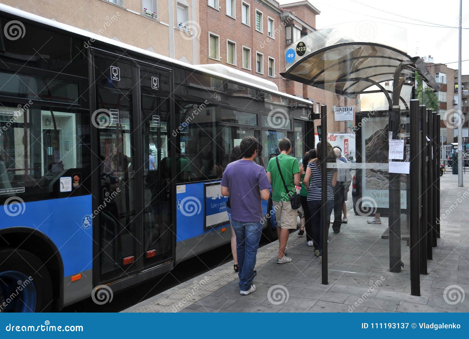 Parada de bus 2