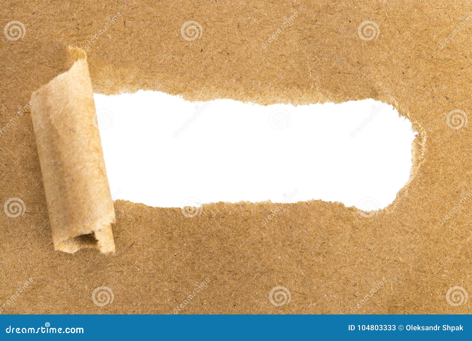 Над бумажным над листом. Как сделать коричневую бумагу. Обрыв коричневой бумаги. Чистят коричневой бумагой.