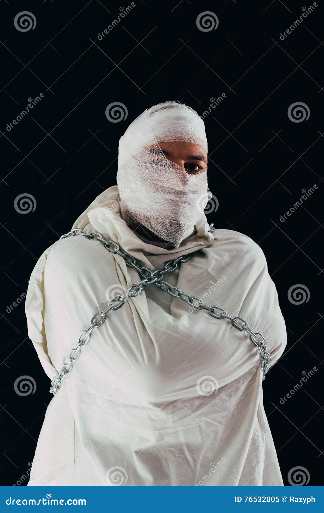 Связанные в мешке