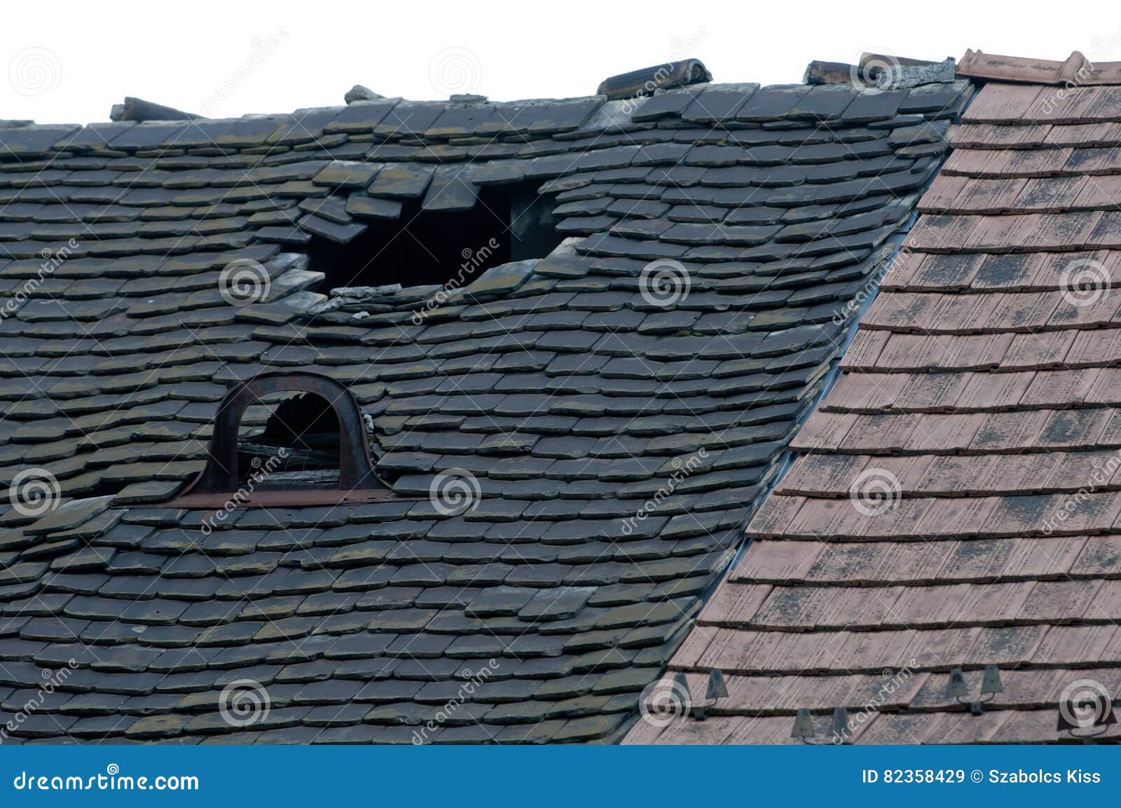 сломал на крыше замок песня. сломанная крыша. сломал на крыше замок песня. крыша с переломом. разбитая крыша.