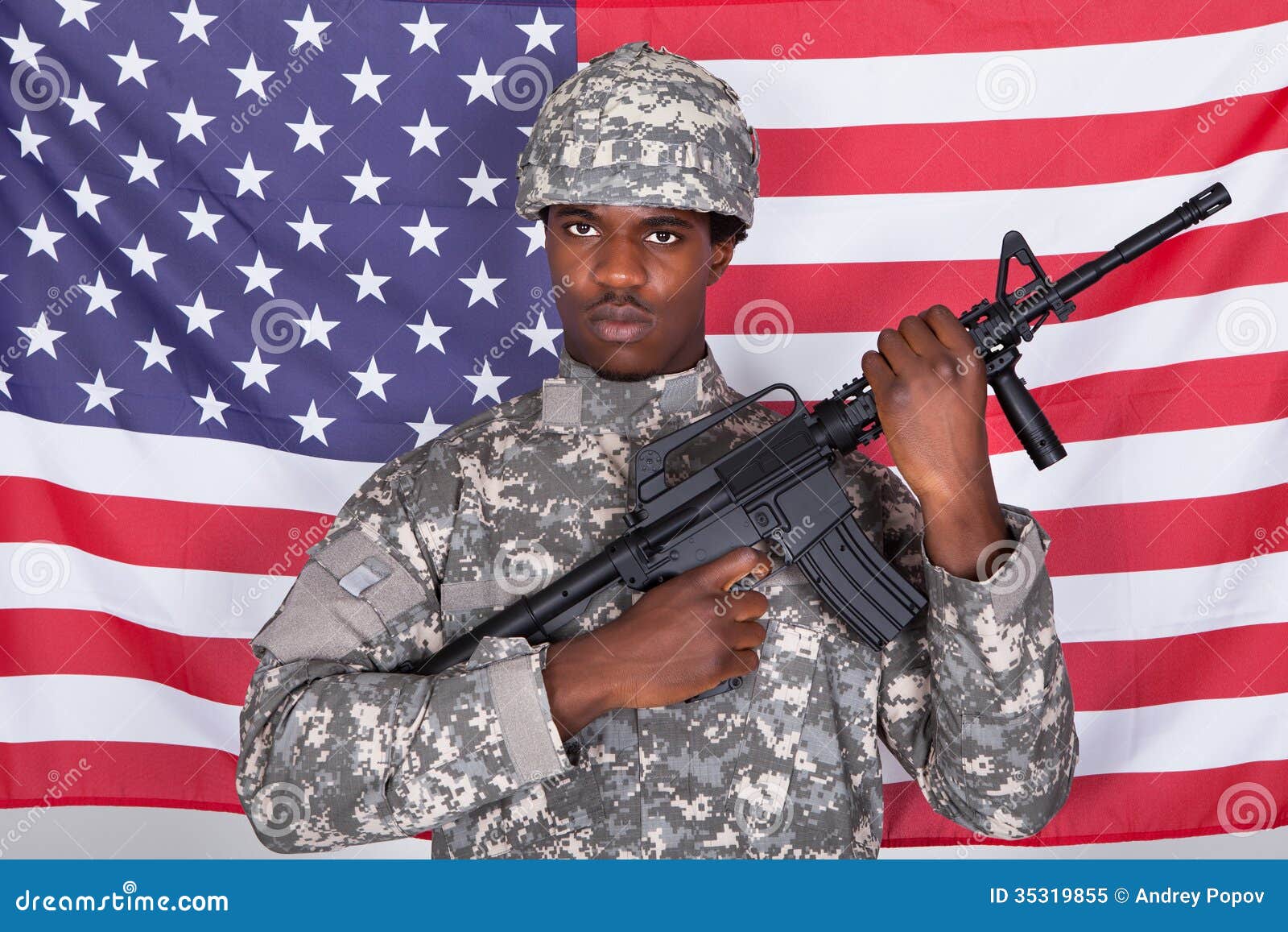 Чернокожий военный врач. Американский солдат. Американские солдаты негры. Негр в американской армии. Афроамериканец солдат.