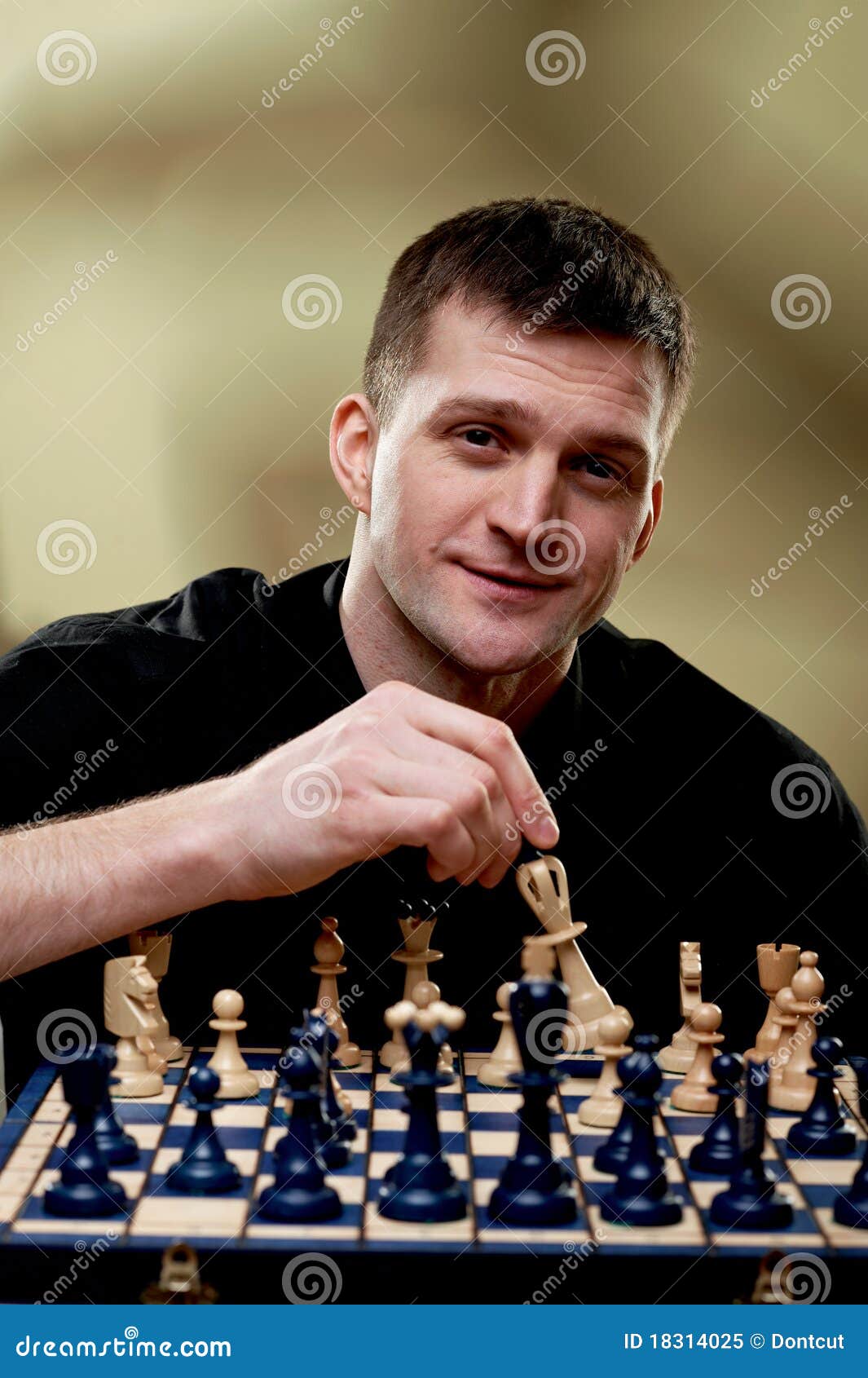 Лучший игрок в шахматы. Шахматы "игрок". Игроки в шахматы Карлсен. Лучшие игроки в шахматы.