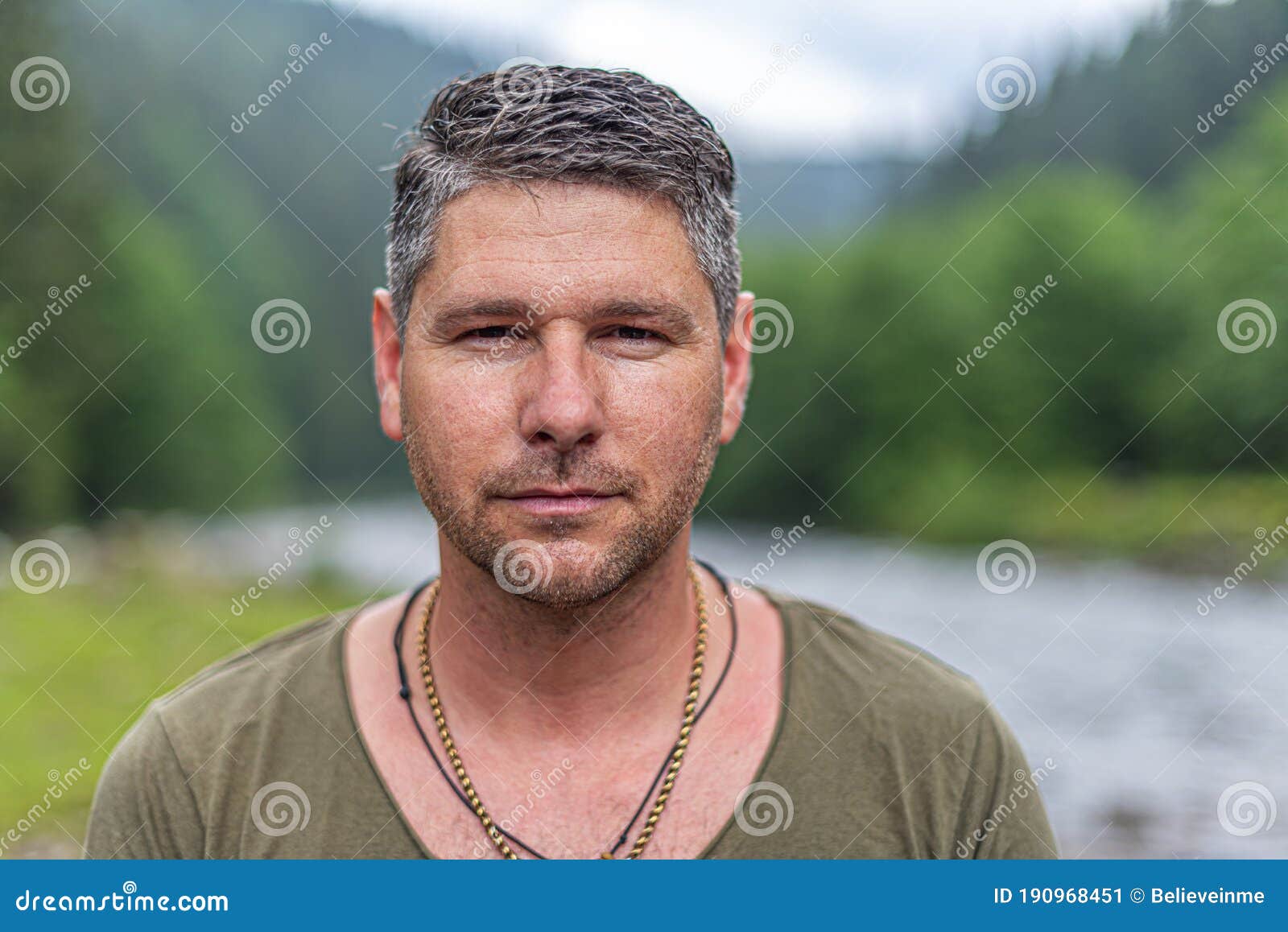 Фото Человека На Фоне Природы Фото Человека На Фоне Природы