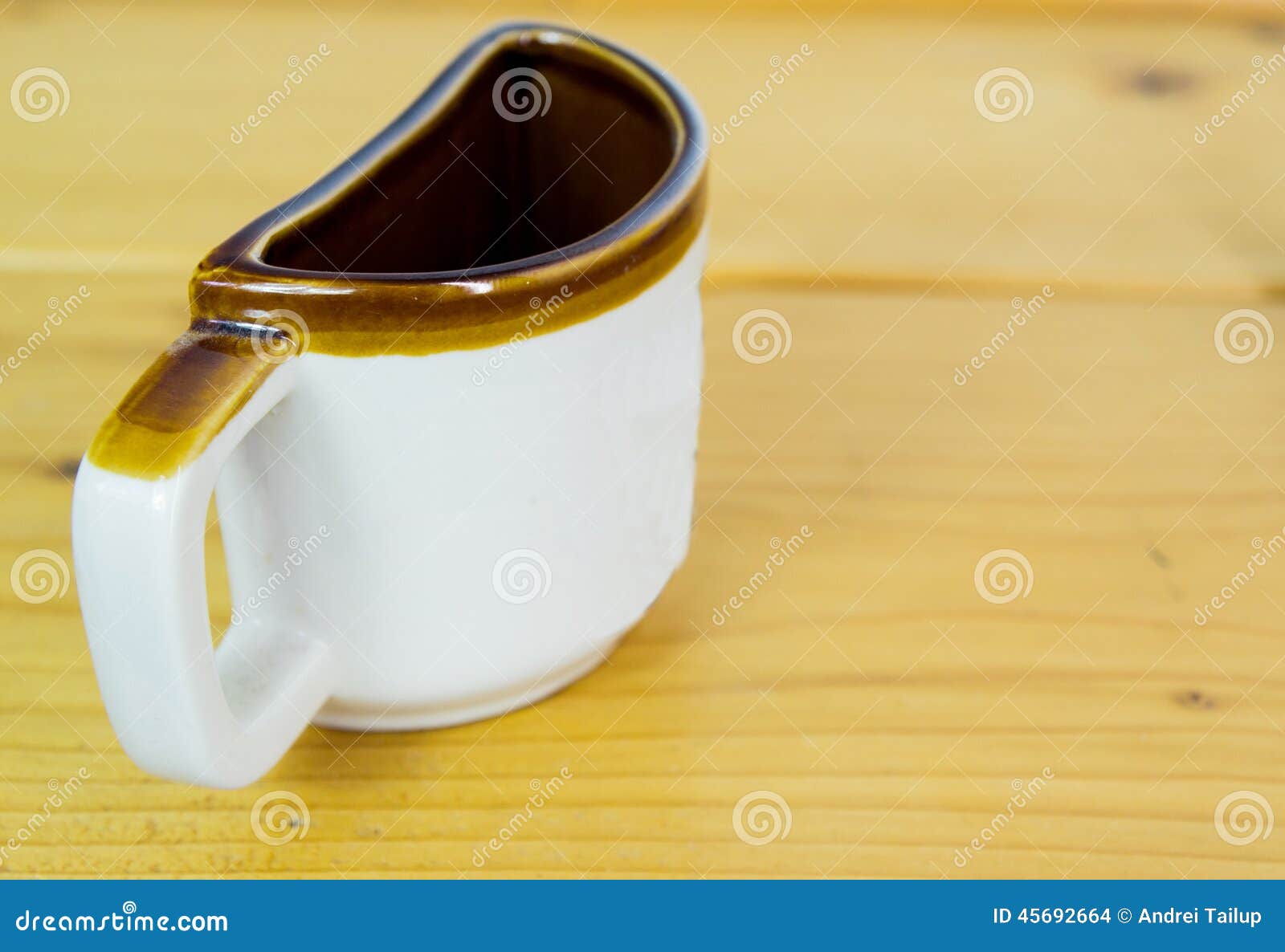 Половина чашки