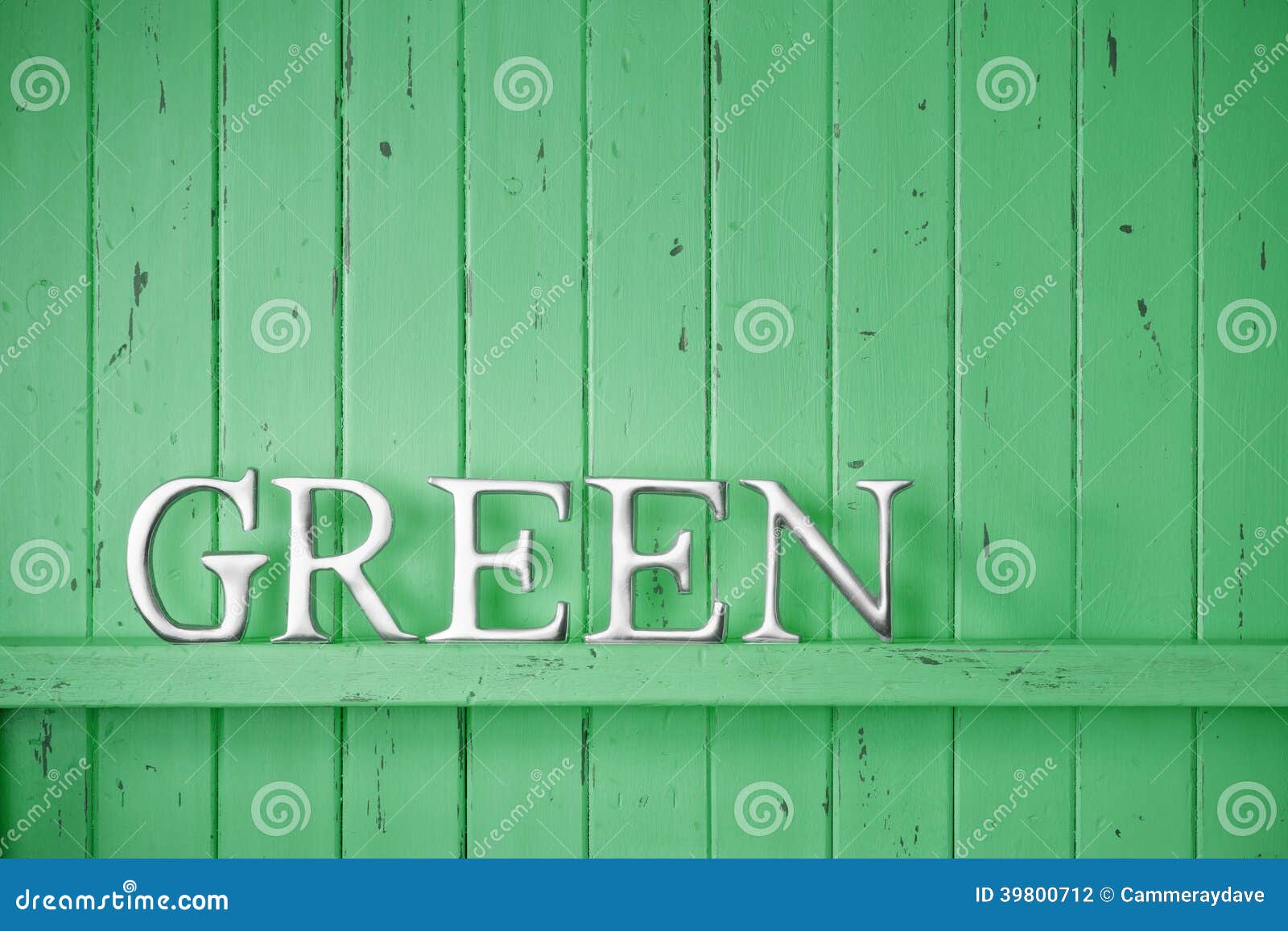 Текст в зеленой чаще. Картинка со словом зеленый. Фото зеленых слов. Слова зеленого цвета. Слова на газоне.