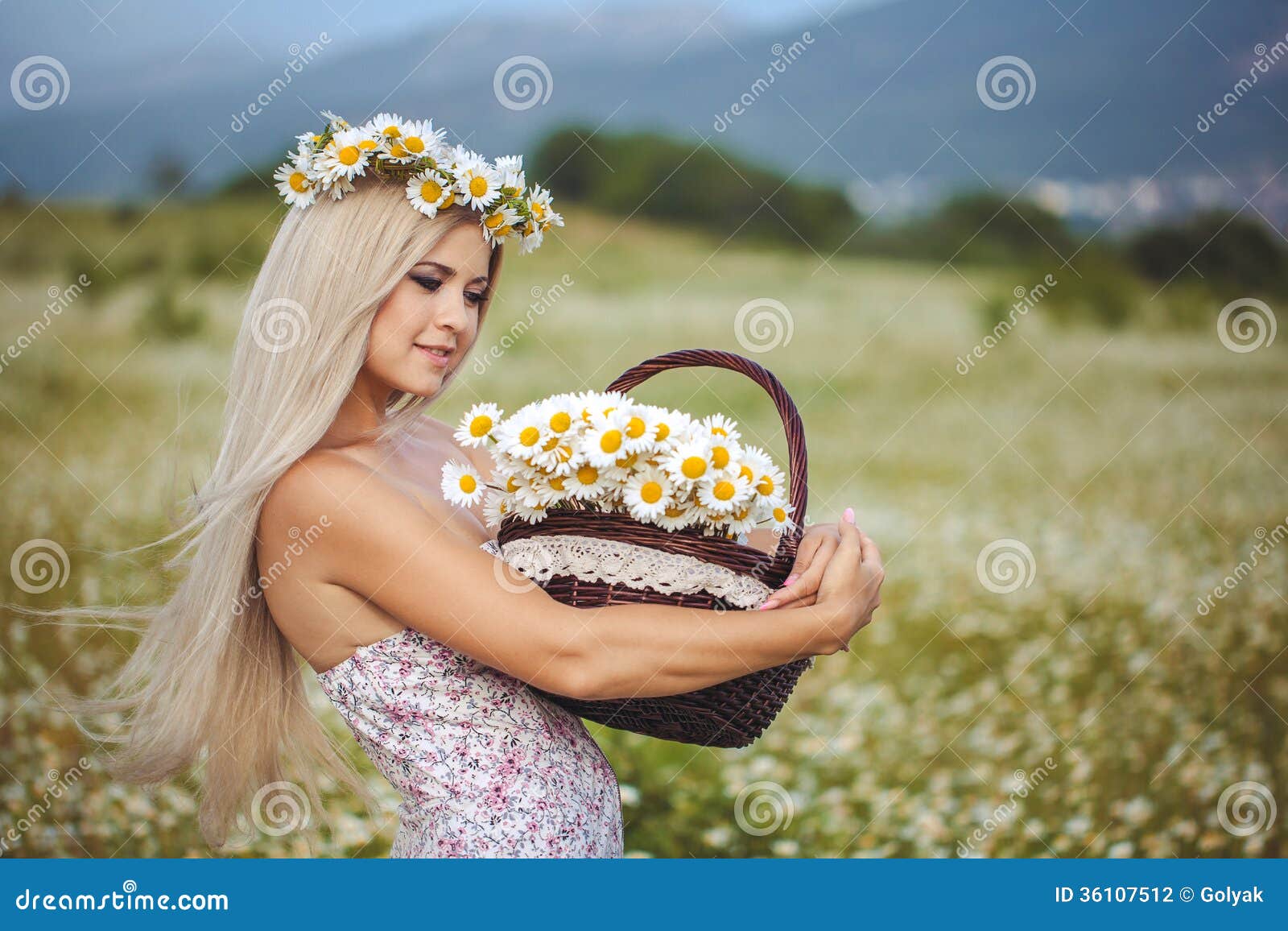 Фотосессия с ромашками в поле