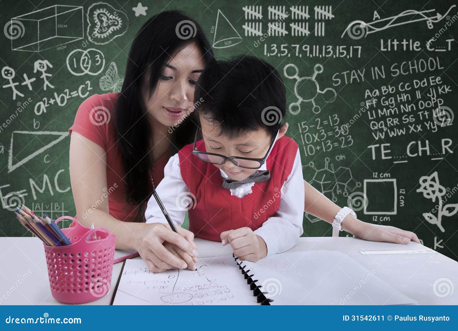 Help me teacher. Китай учительница и мальчик. Stay in School. Азиатка помогла мальчику с математикой под столом. Teacher boy Love.