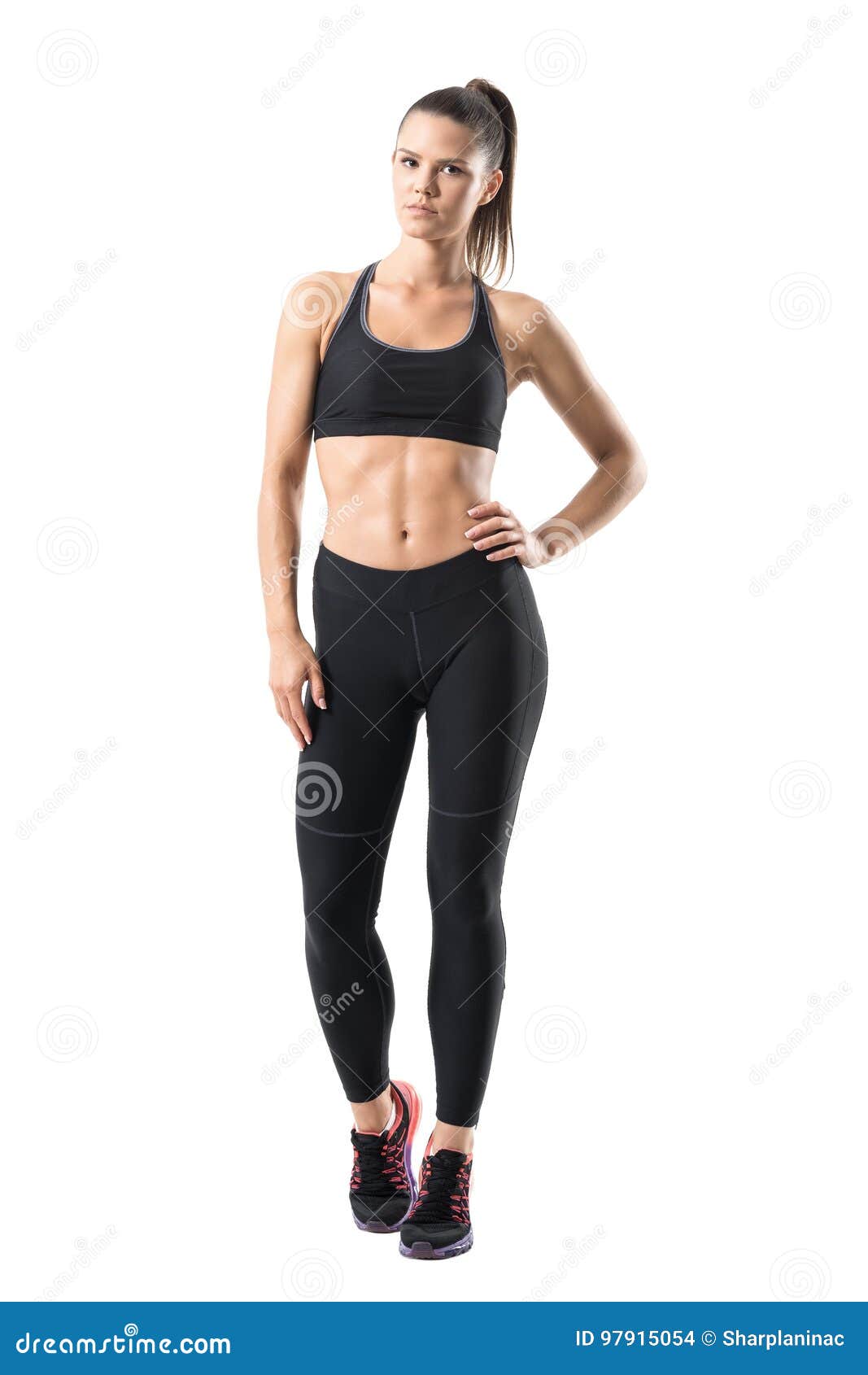 Цирк в полосатых штанах. Профилактика артроза суставов. Красивые девушки во весь рост. Тазобедренный сустав макет. Ушки на бедрах.