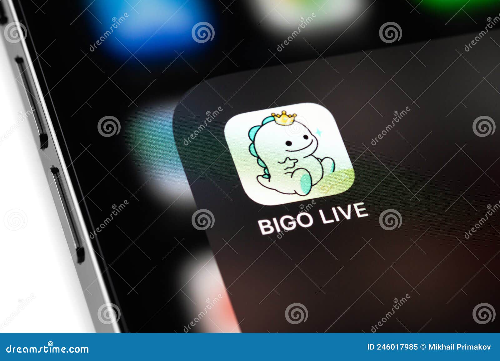 приложение для мобильных телефонов с изображением Bigo на экране смартфона  Редакционное Изображение - изображение насчитывающей дело, иллюстративно:  246017985