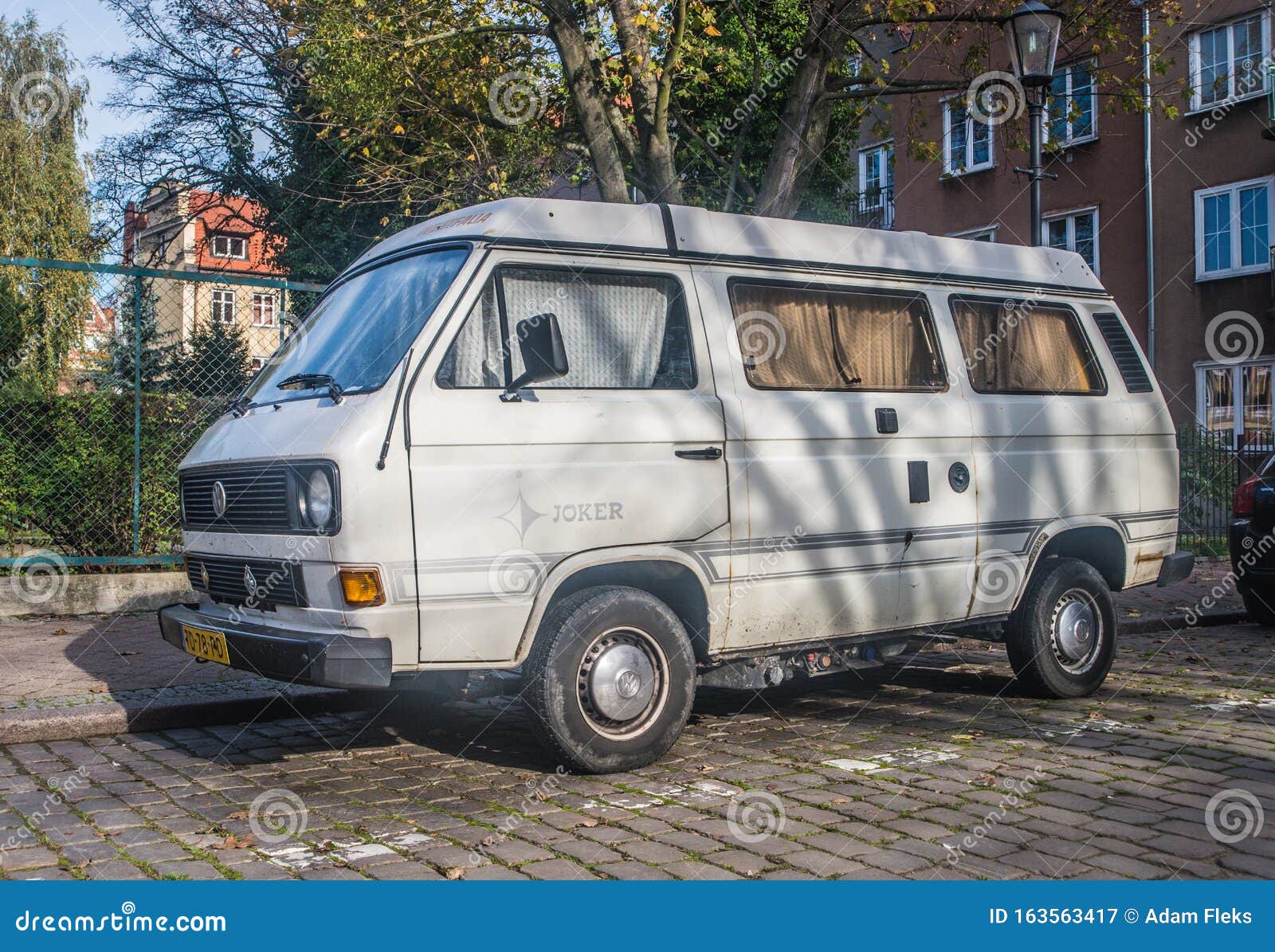 old volkswagen transporter