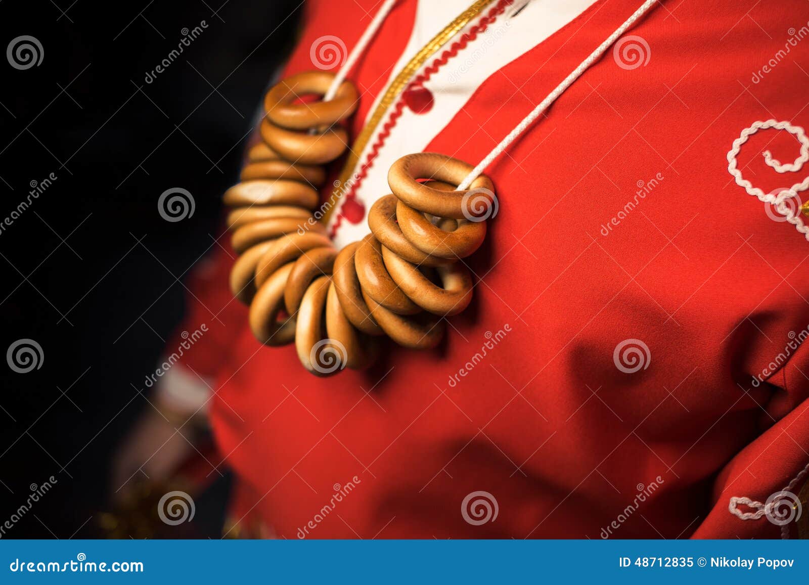 Бусы из баранок