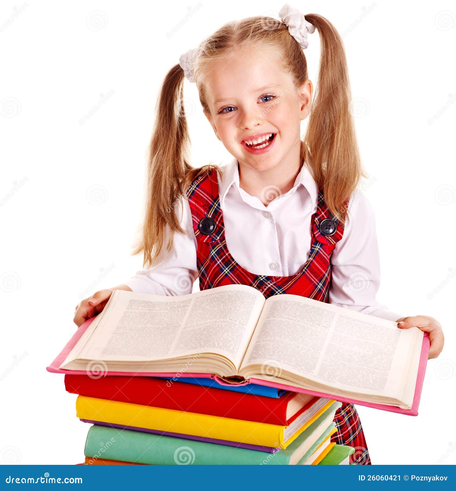 Ребенок с книгой стога. стоковое изображение. изображение ...