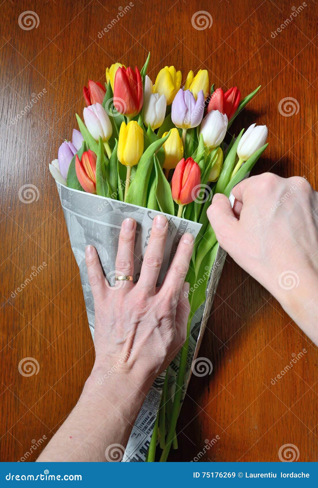 Сколько держатся тюльпаны