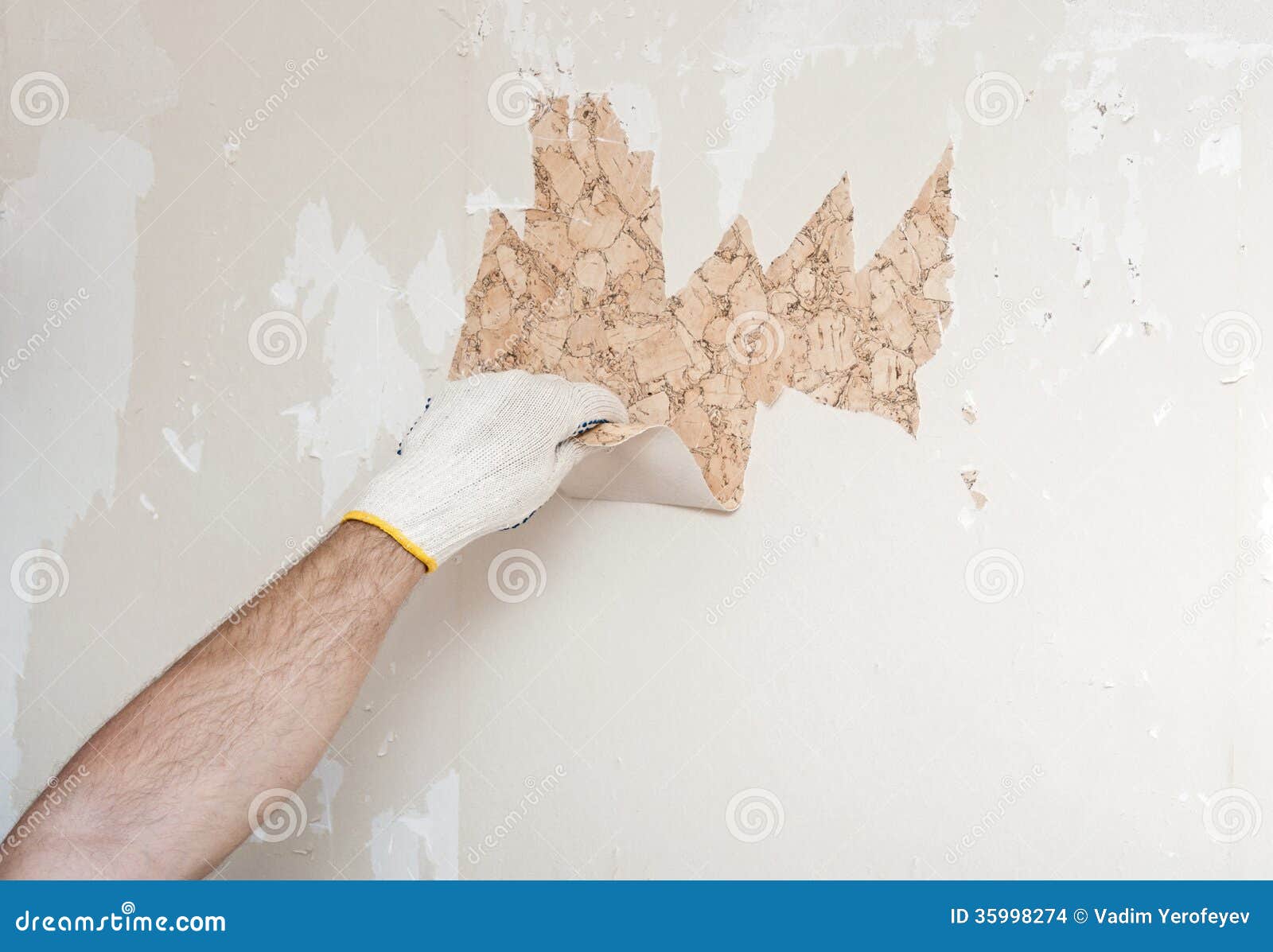 Снять моющие обои стен