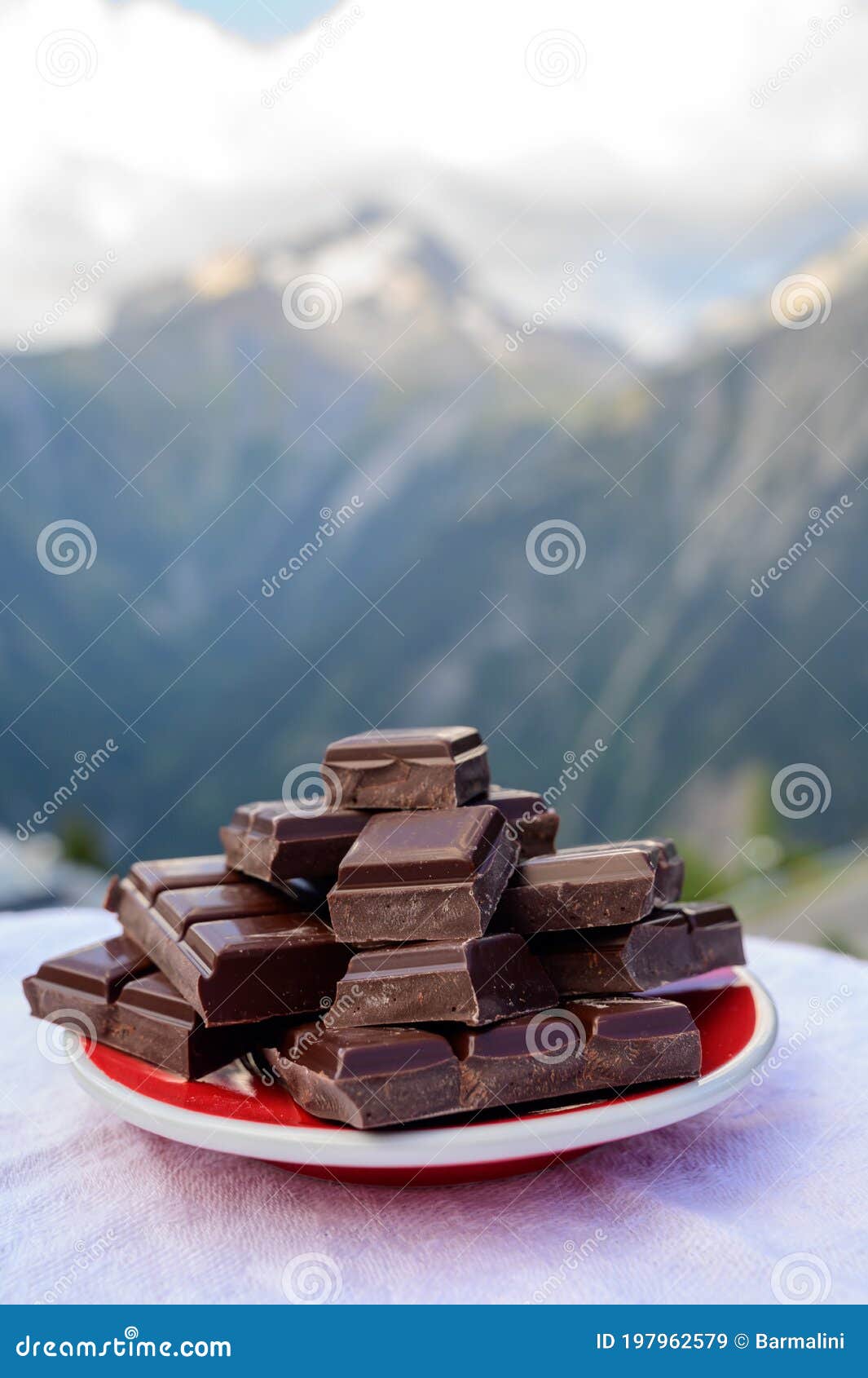 Швейцарский шоколад DELAFEE