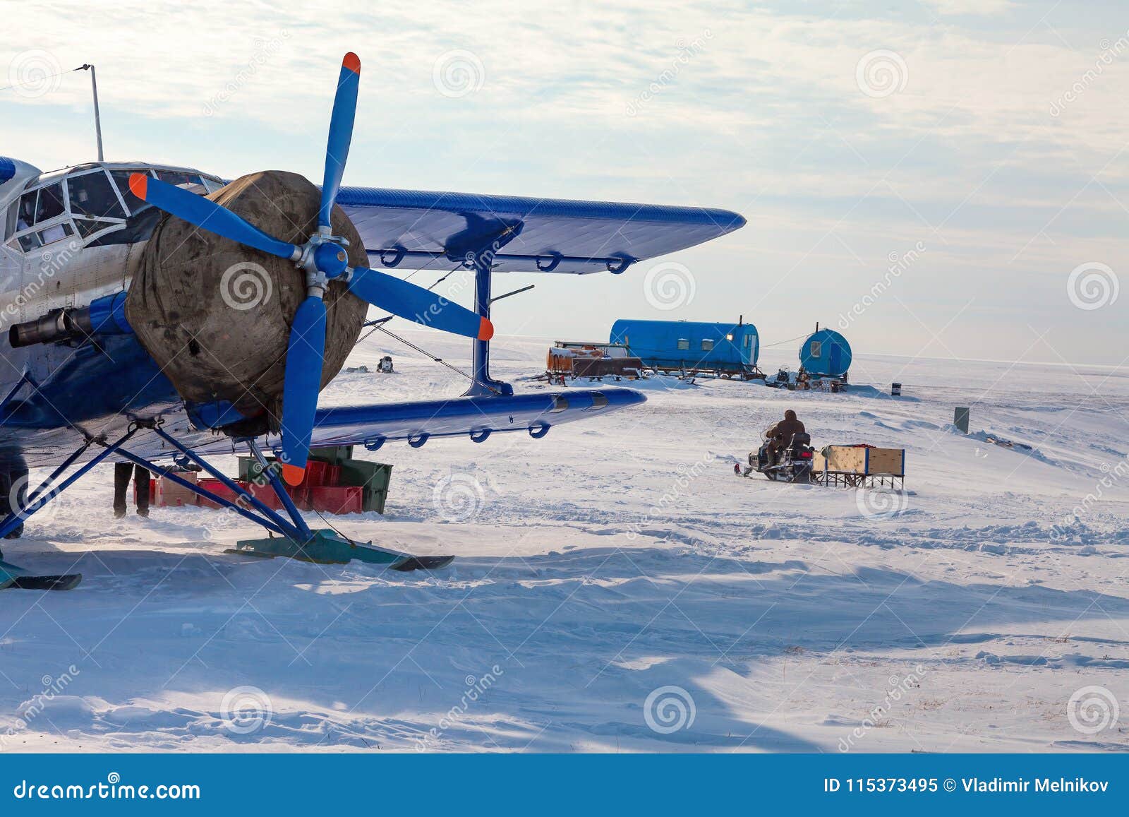 Самолет тундра. АН-2 русская Арктика. Лучшие самолеты в тундре. Полярников 9.