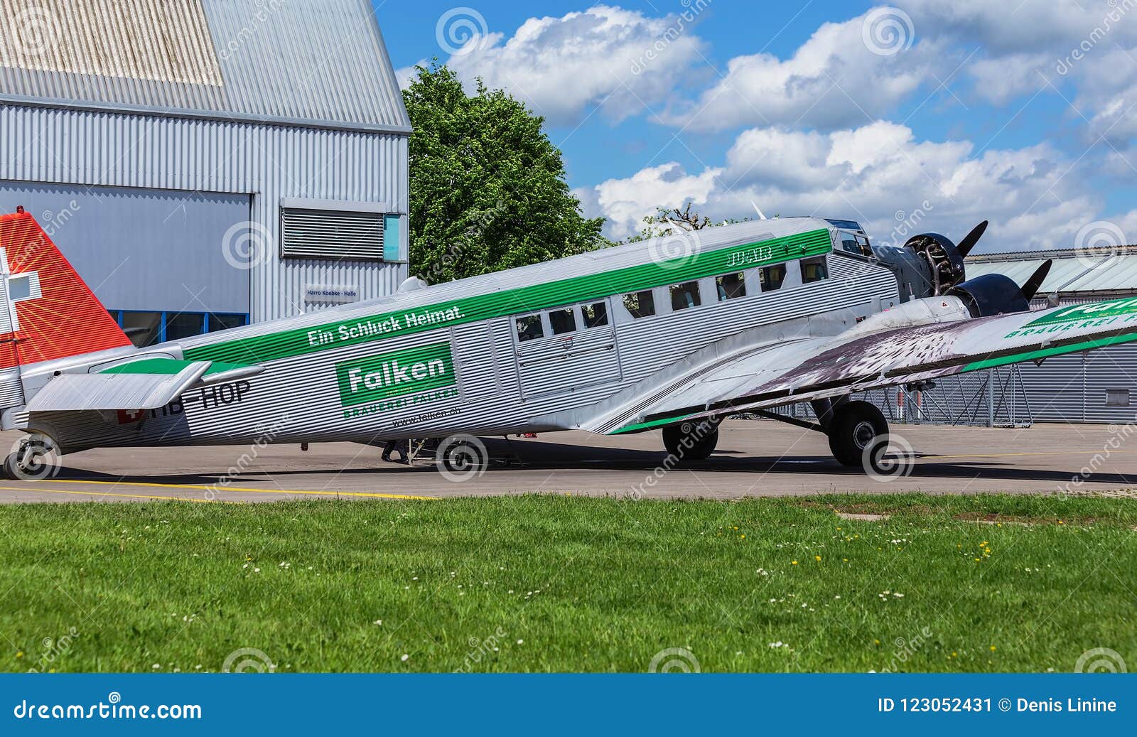  Junkers Ju-52  JU-AIR   -      123052431