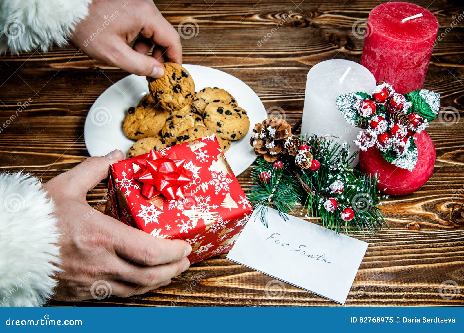 какую еду оставляют для санты. угощение для санты в великобритании. печенье санта клаус. еда для санты. молоко рождество.