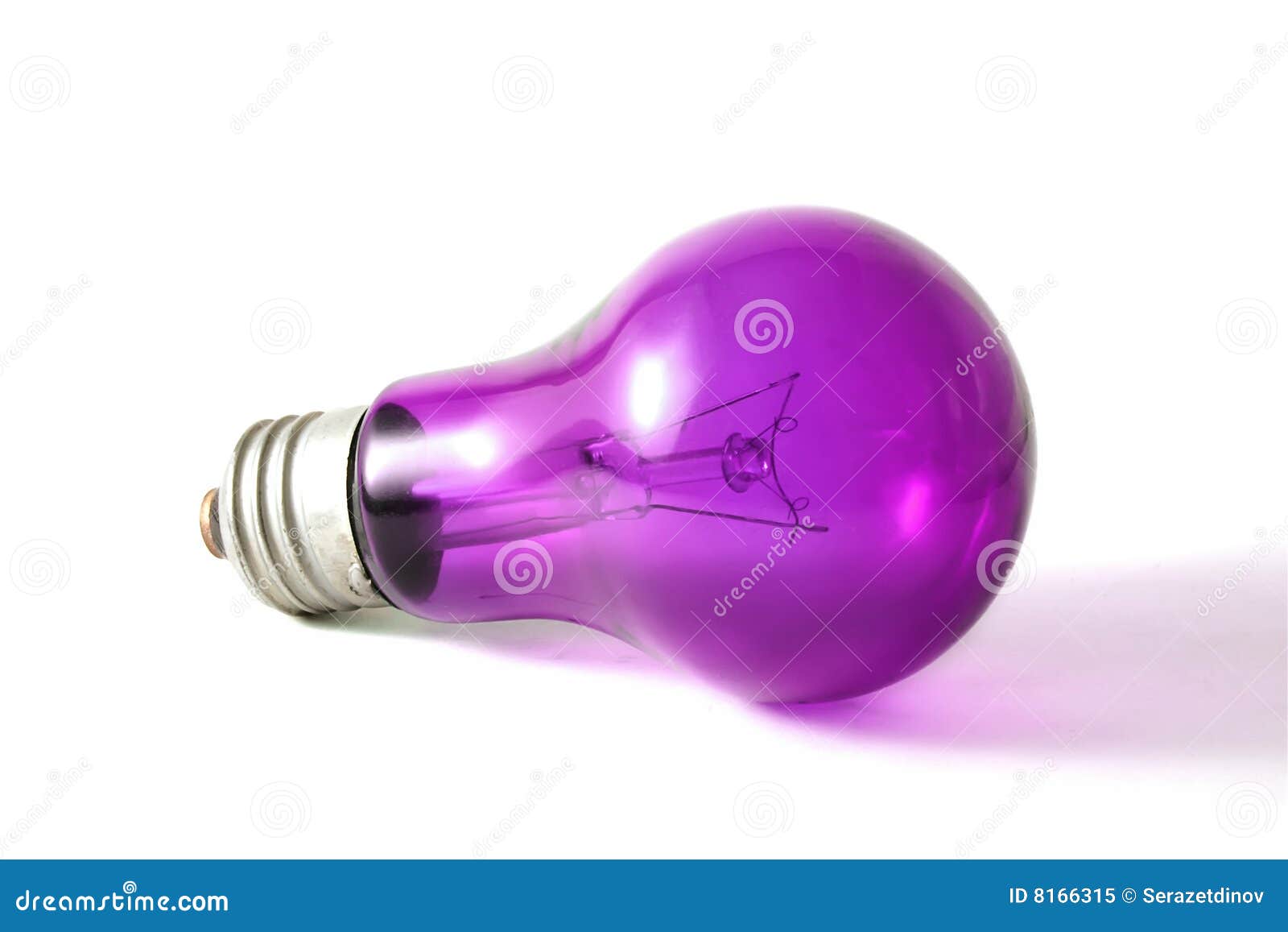 Включи лампочку 25. Фиолетовая лампочка. Фиолетовая лампа фон. Лампочка фиолетового цвета. Цветные лампы накаливания.