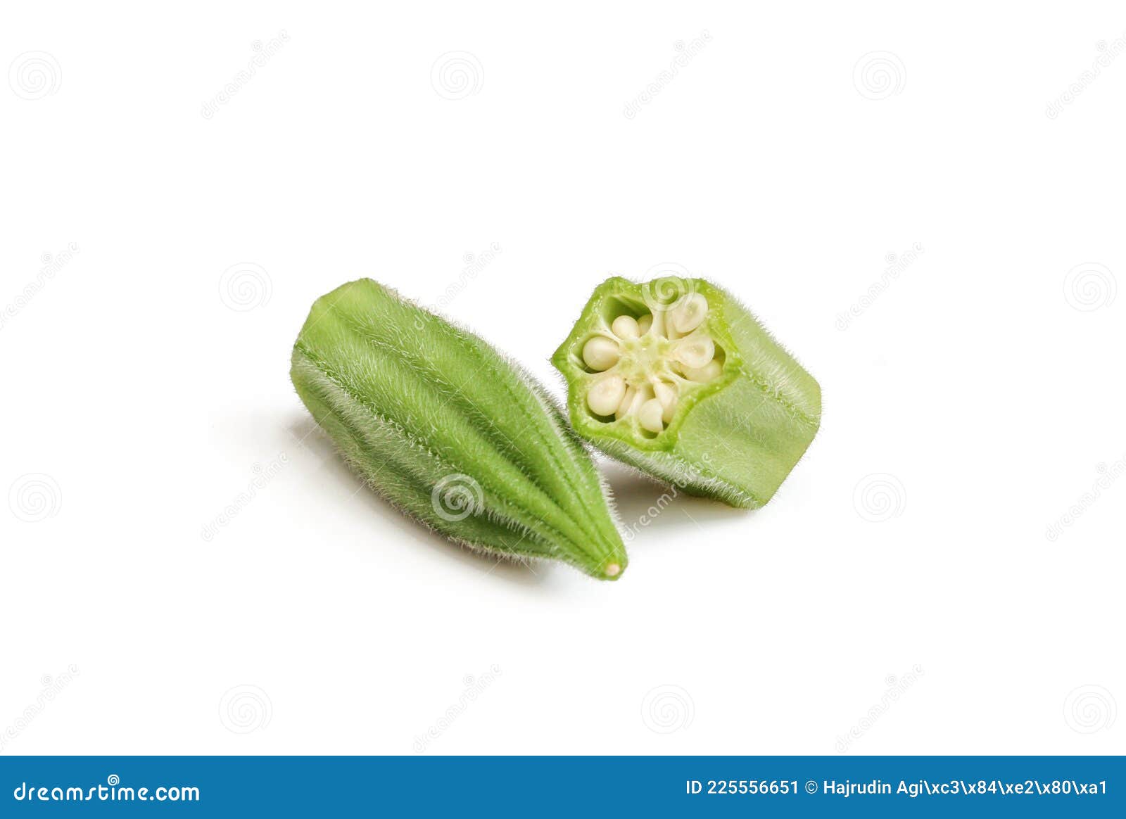 семена окра на разрезе на белом фоне. свежий зеленый овощ Стоковое  Изображение - изображение насчитывающей природа, еда: 225556651