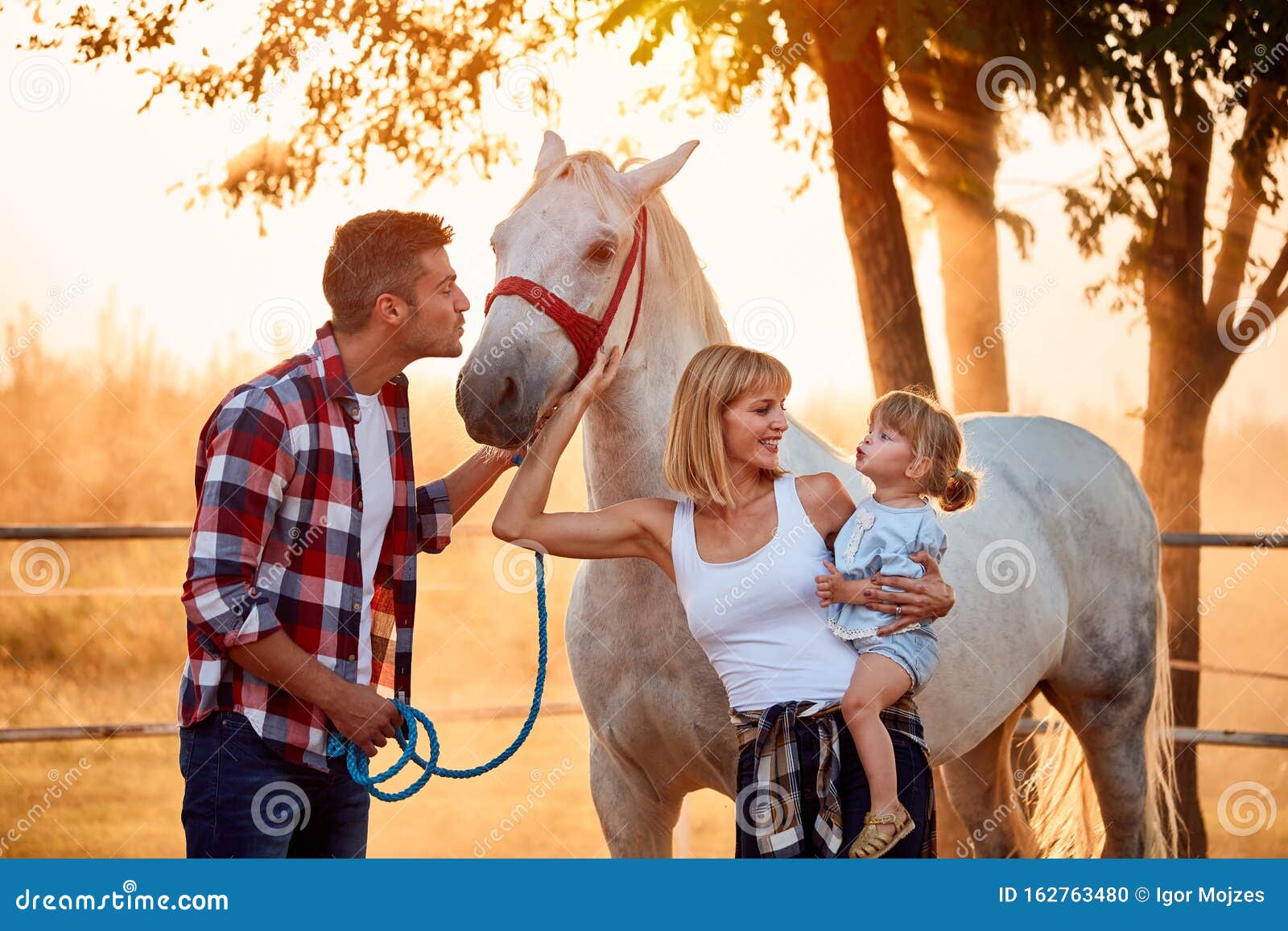 На ферме вместе с конячкой