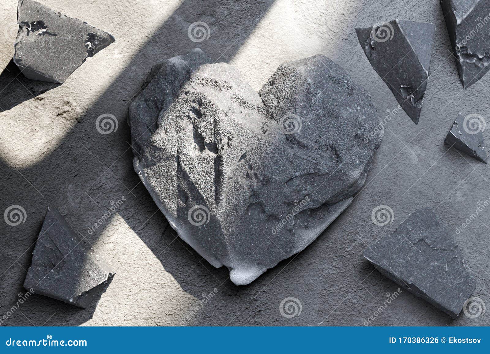 Сердце из бетона