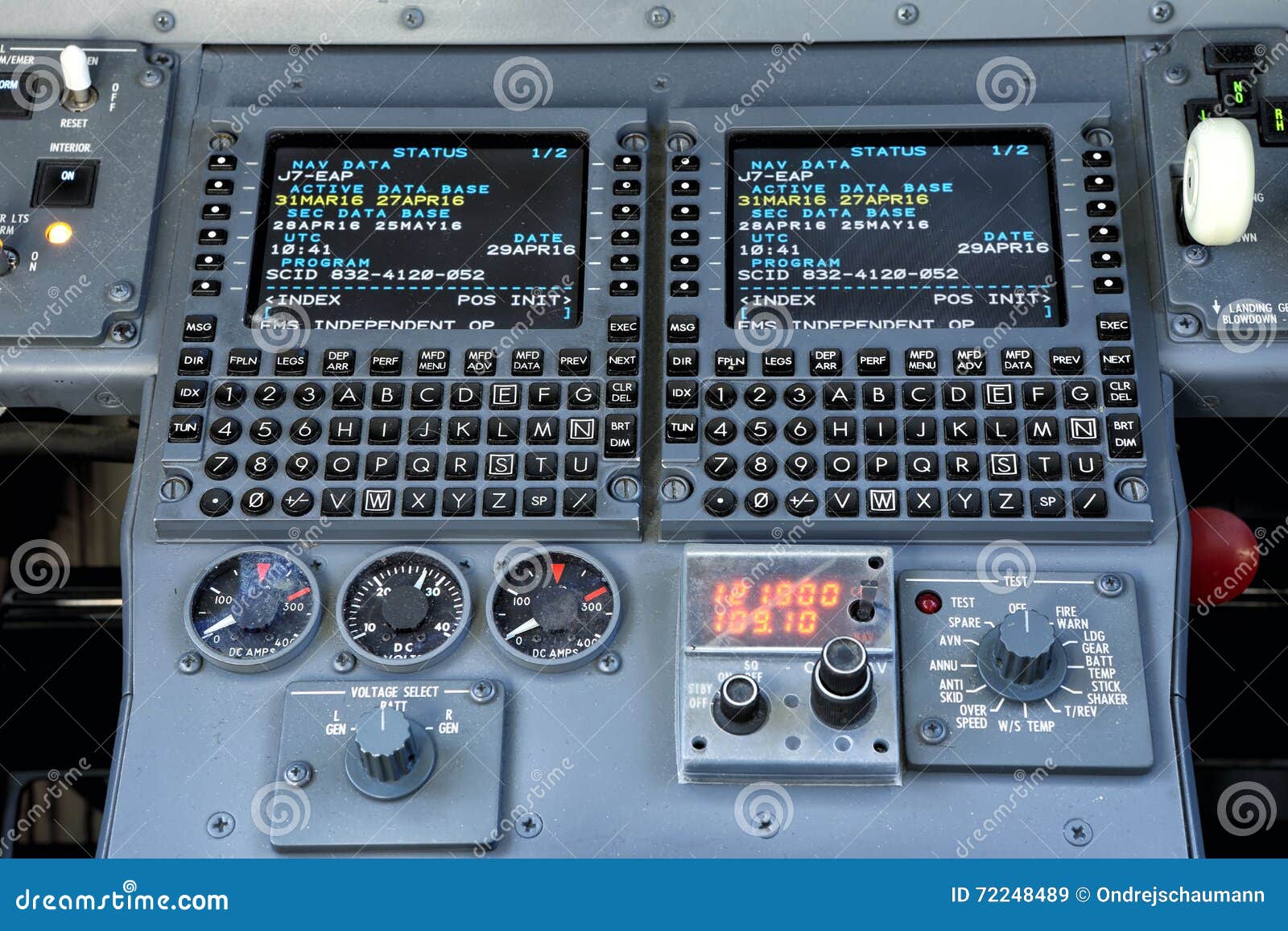 Fms index. FMC Boeing 737. Flight Management System FMS. Flight Management System 737. Пульт управления Boeing.