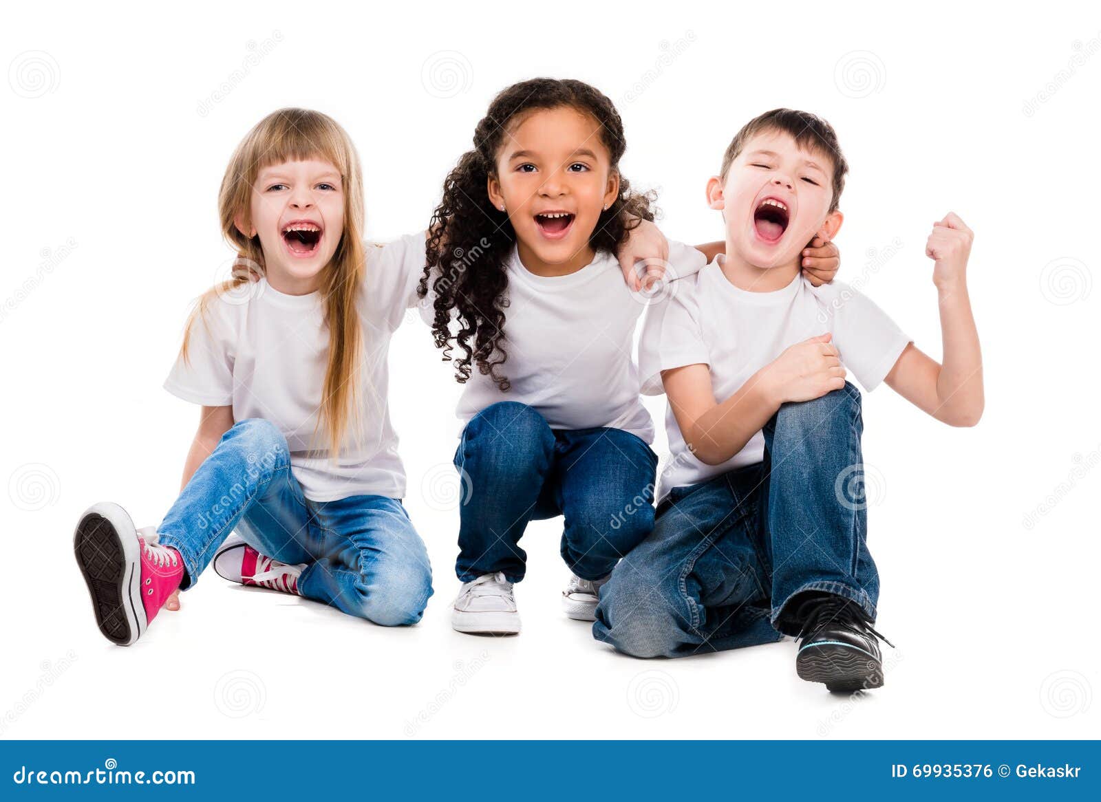 Three is fun. Three is fun. Three is fun. Sorular. Разные нации вместе.