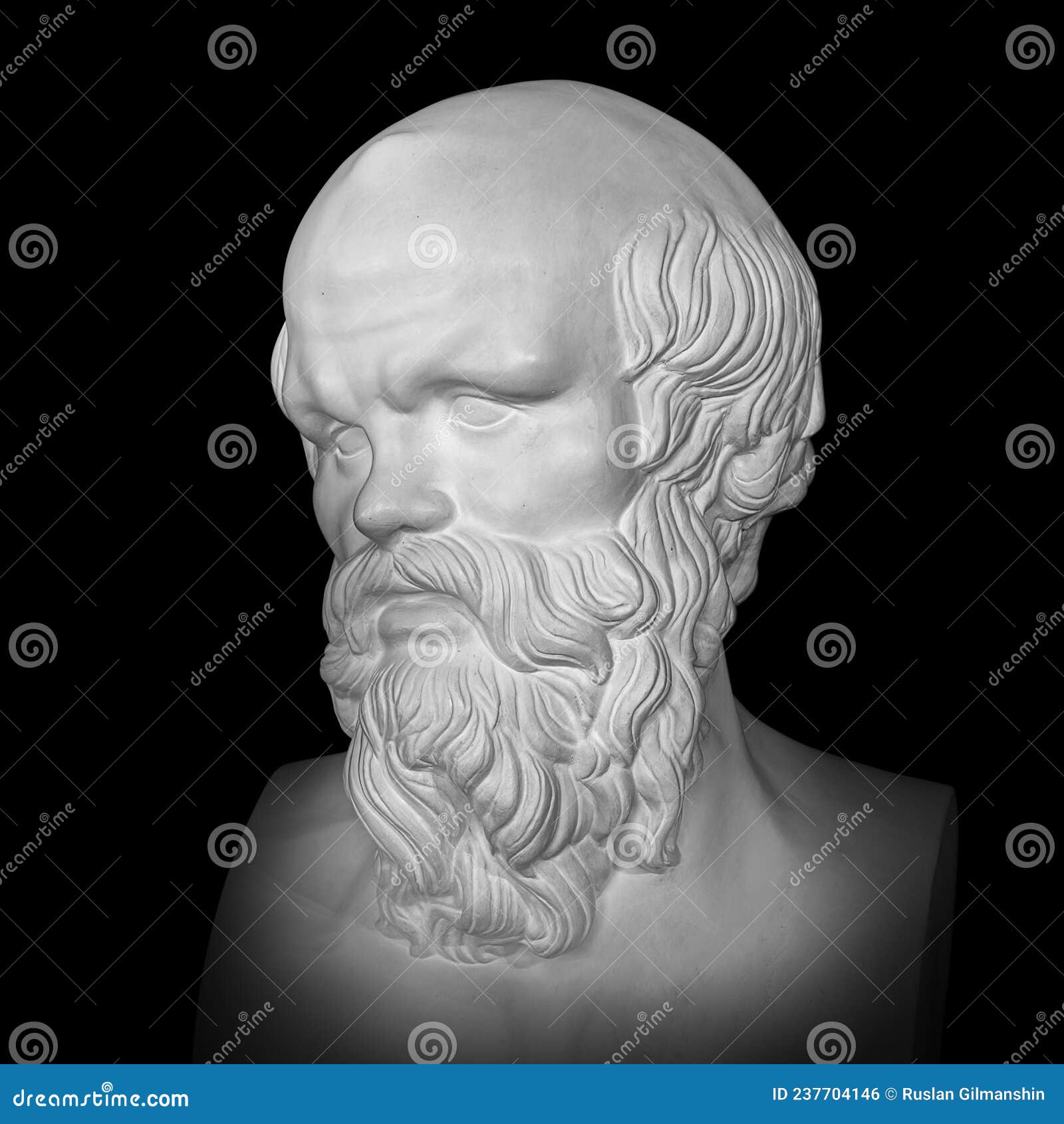 Сократ. Древняя мраморная статуя философа грека. Мужской бюст с бородой на  черном фоне Стоковое Фото - изображение насчитывающей головка, бюст:  237704146
