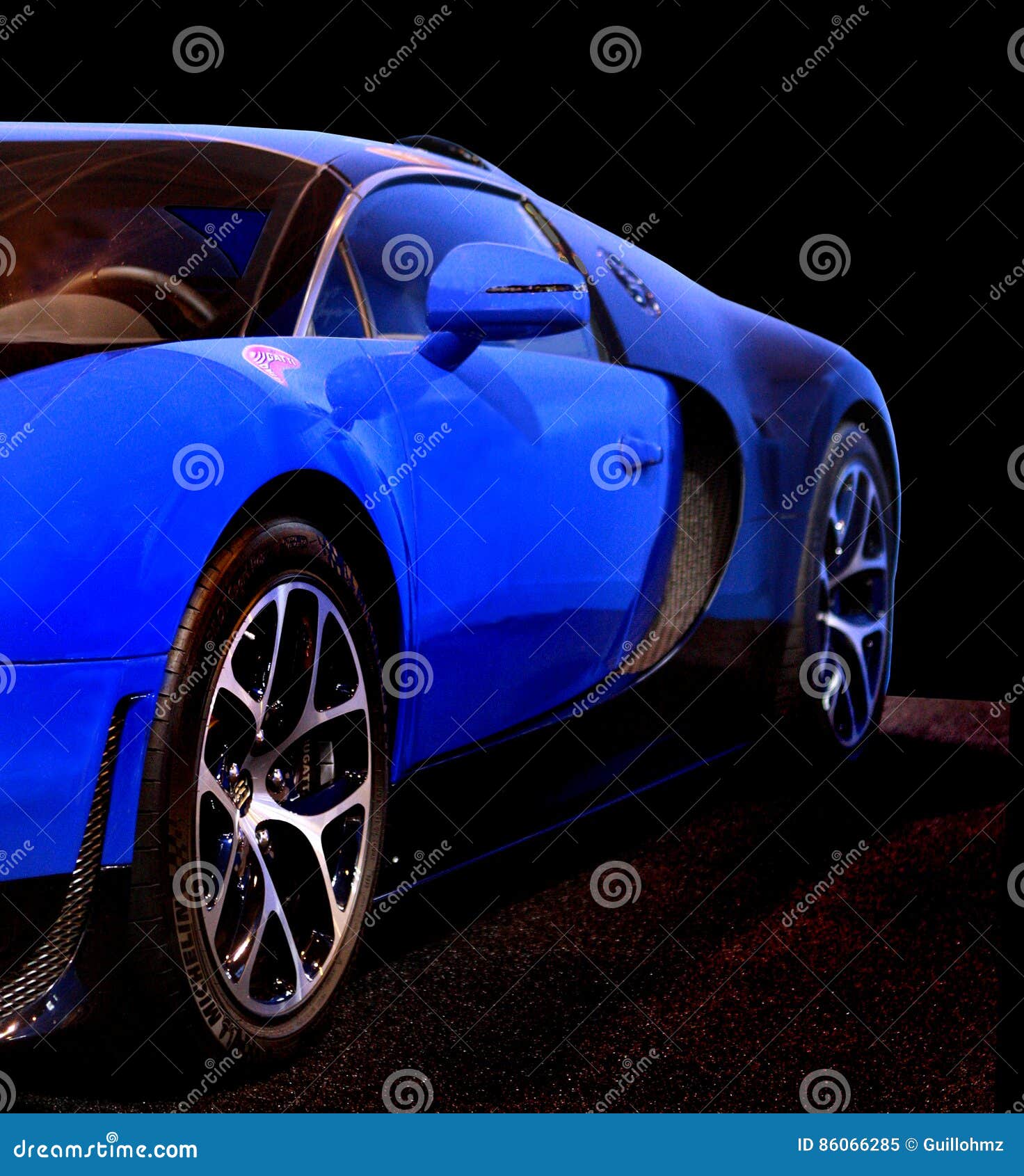   Bugatti Veyron   -      86066285