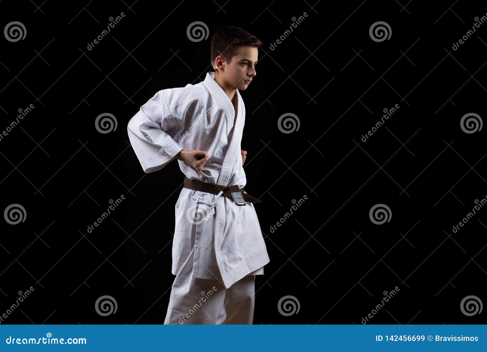 Кимоно для каратэ kihon фкр shodan, с поясом. Спорт в кимоно 6 букв. Кимоно для каратэ сетокан wkf. Коротаев денис дзюдо. Rika usami карате.