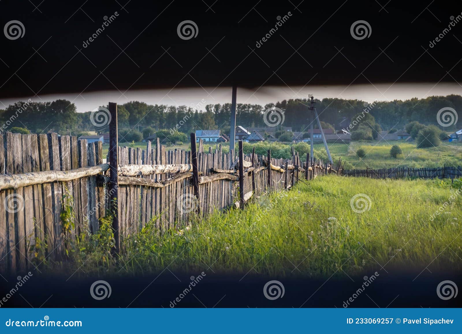 Старый забор