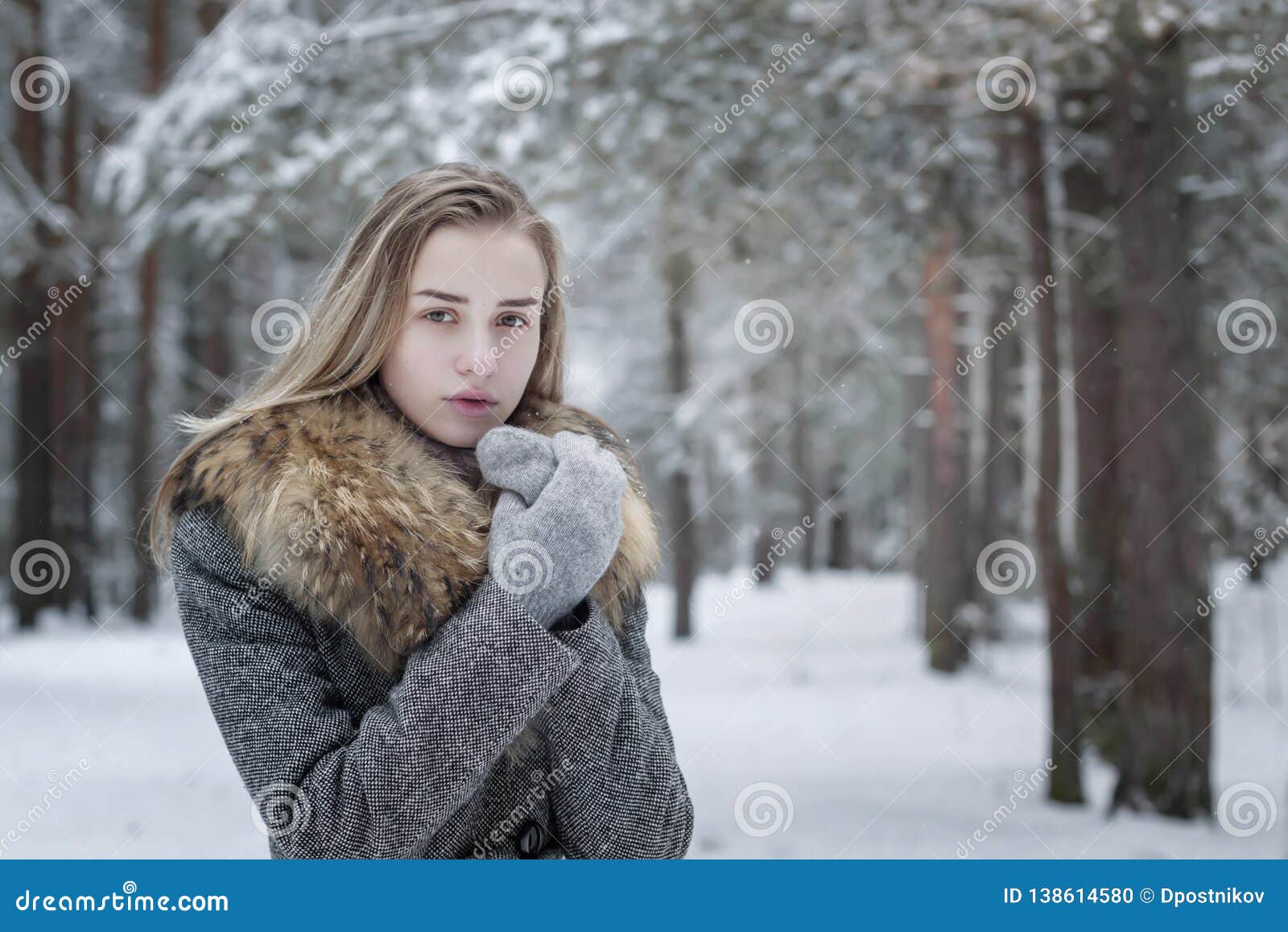 Фото Красивых Девушек В Пальто