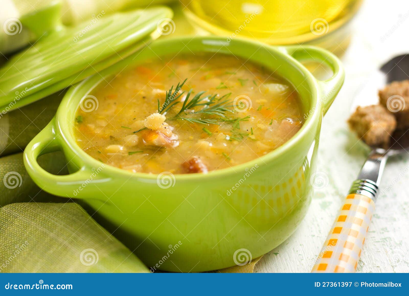 Можно в год гороховый суп. Гороховый суп с копчеными ребрышками. Гороховый суп и желтый горох. Стул гороховый суп. Пиво гороховый суп.