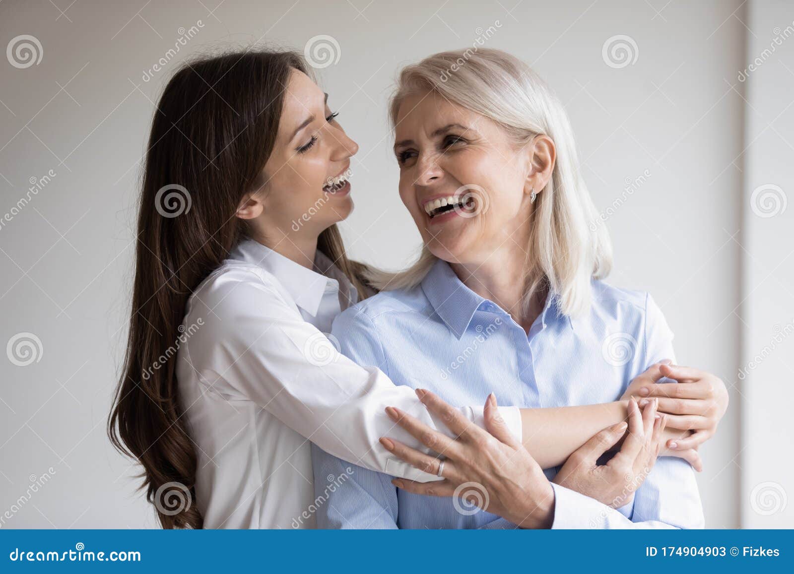 зрелые мамы 