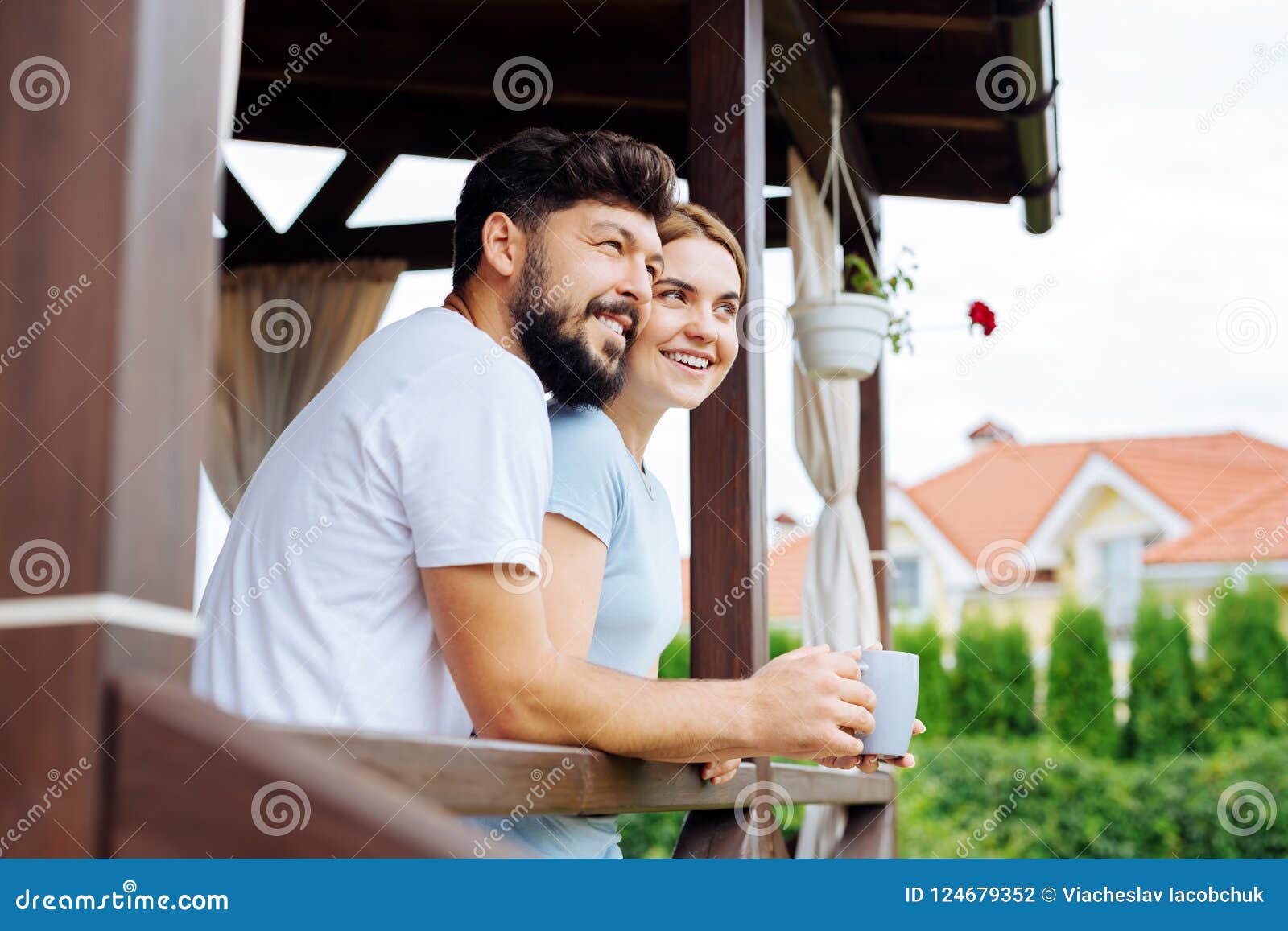 Фото пары на даче