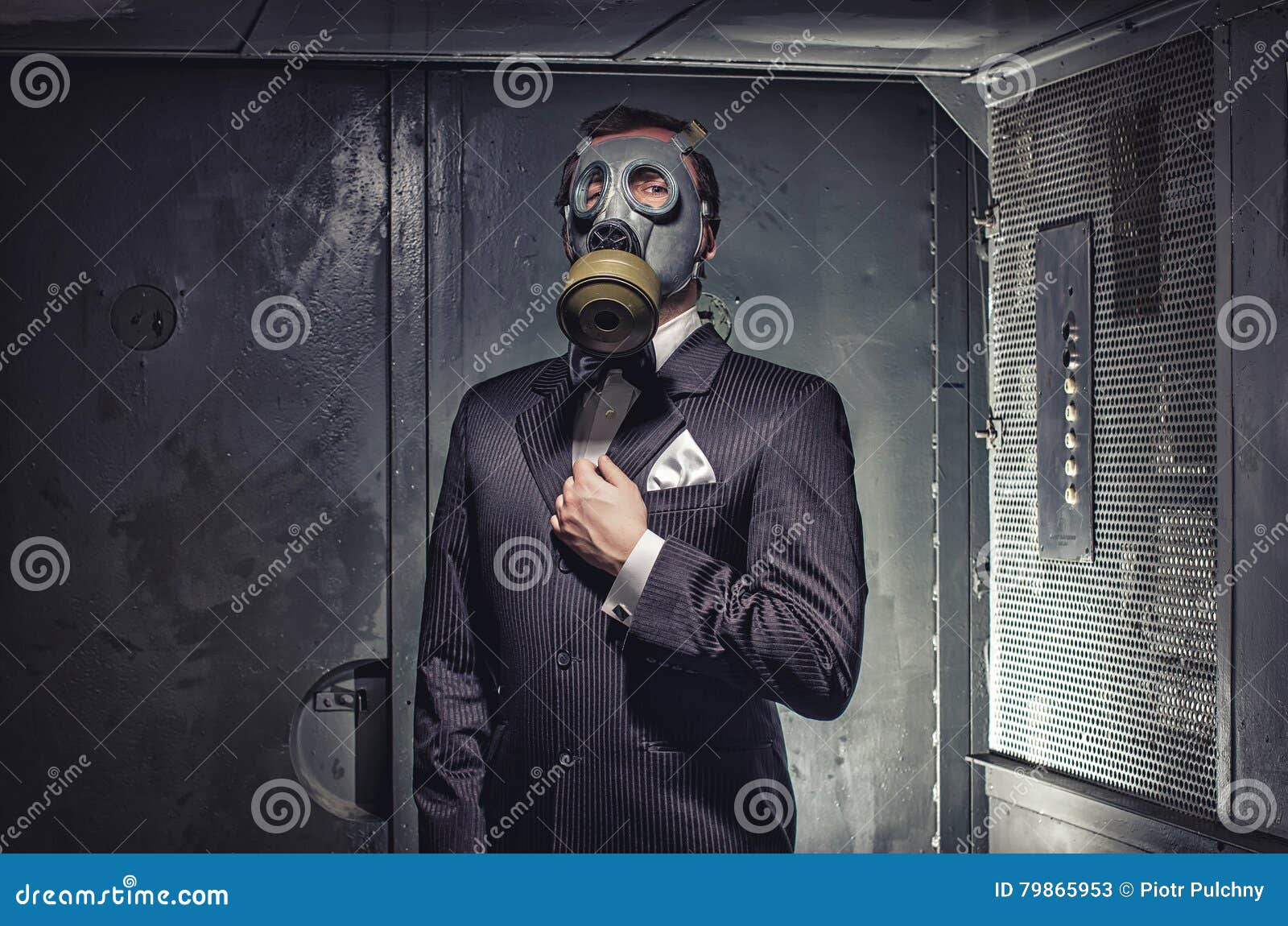 Mask suit