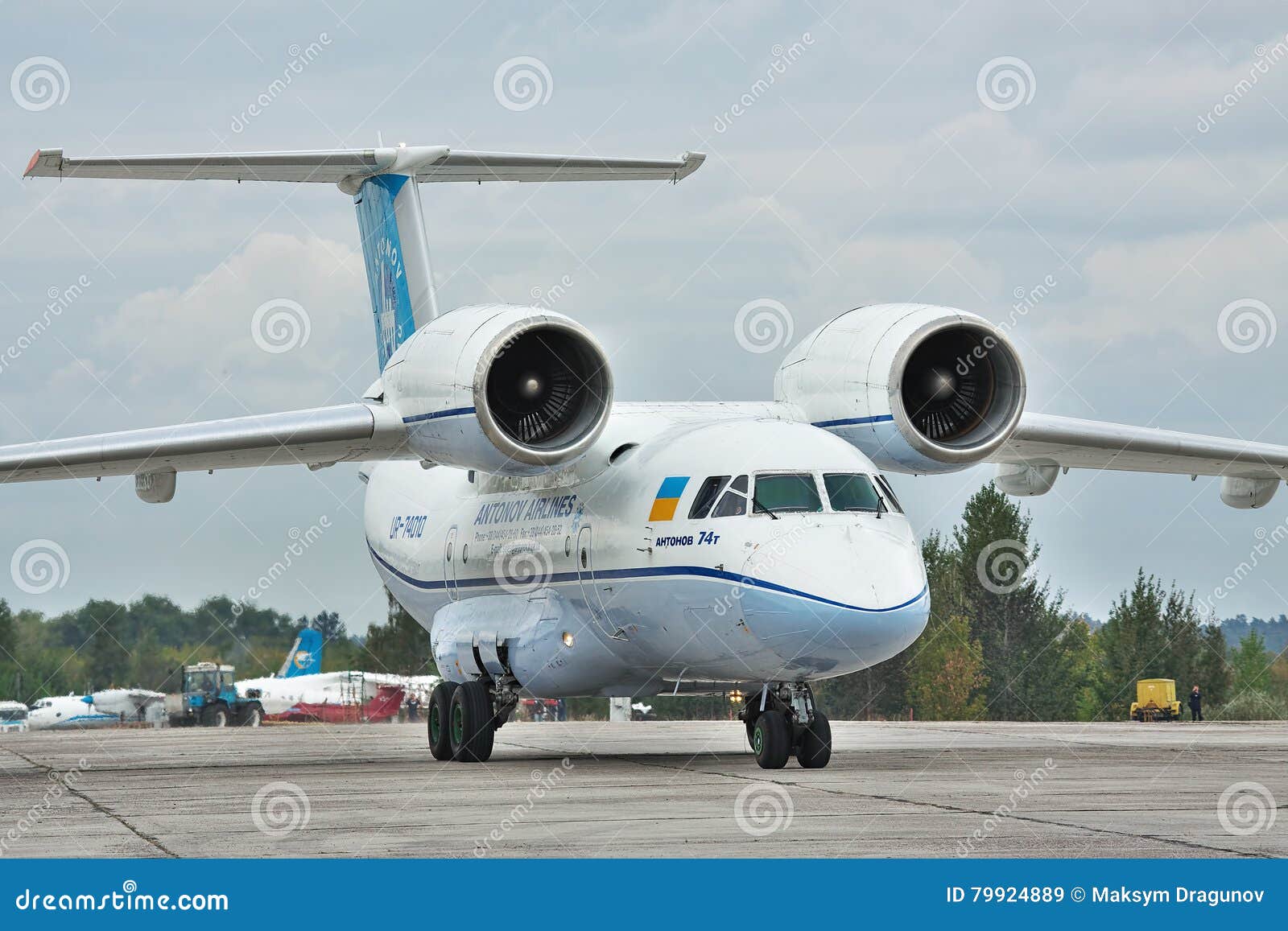   Antonov an-74    -      79924889